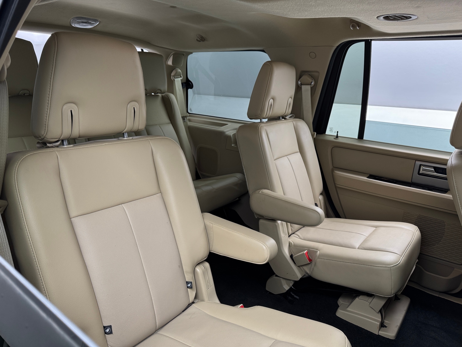 Thumbnail: 2016 Ford Expedition - 5