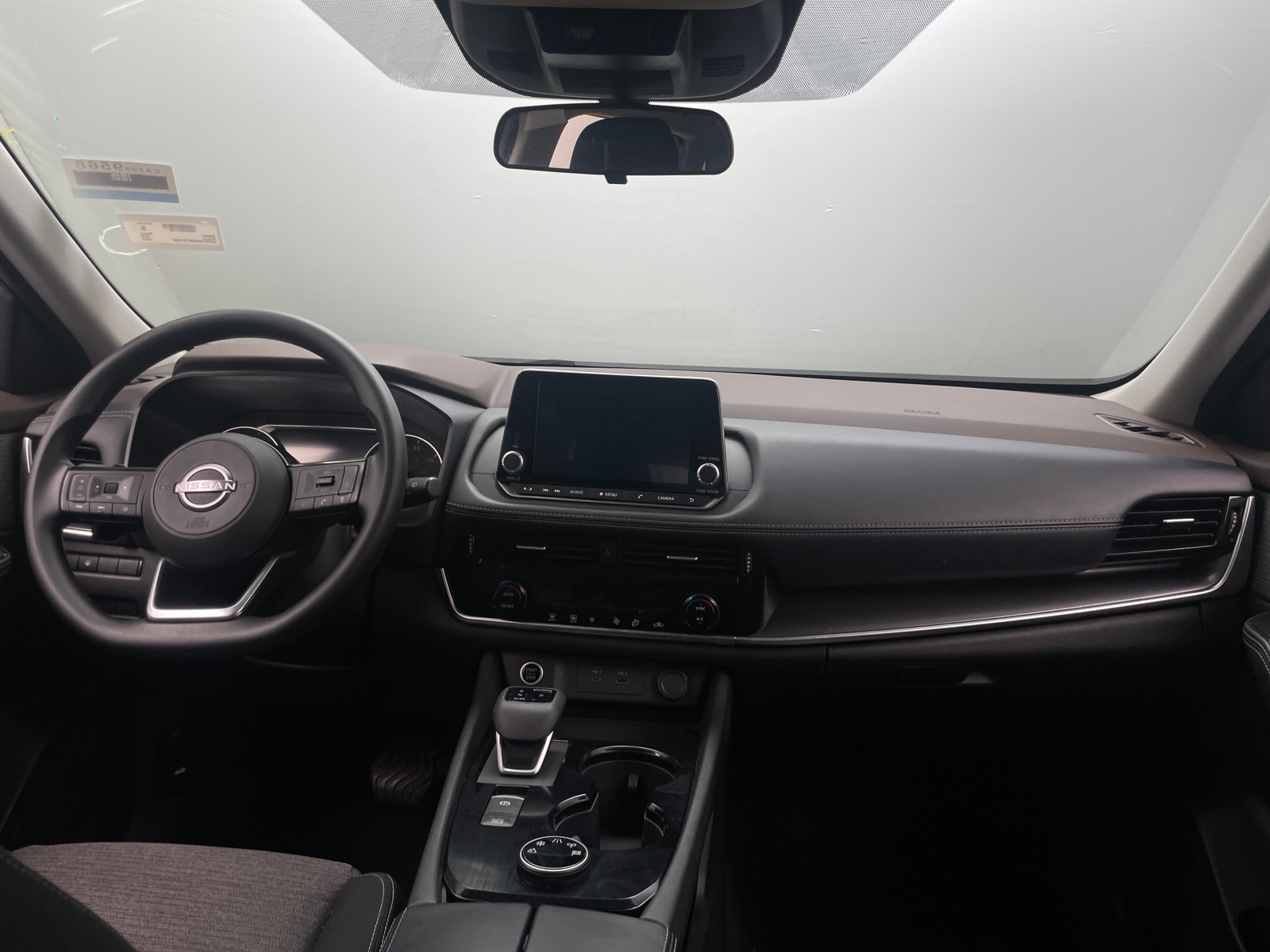 Thumbnail: 2022 Nissan Rogue - 3