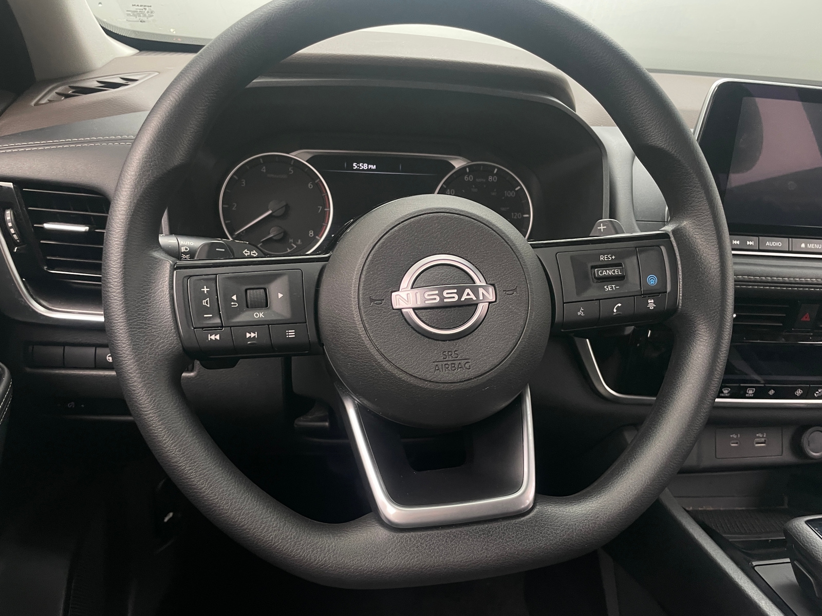 Thumbnail: 2022 Nissan Rogue - 5