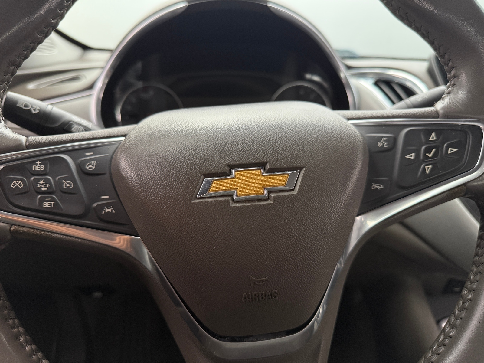 Thumbnail: 2019 Chevrolet Malibu - 4