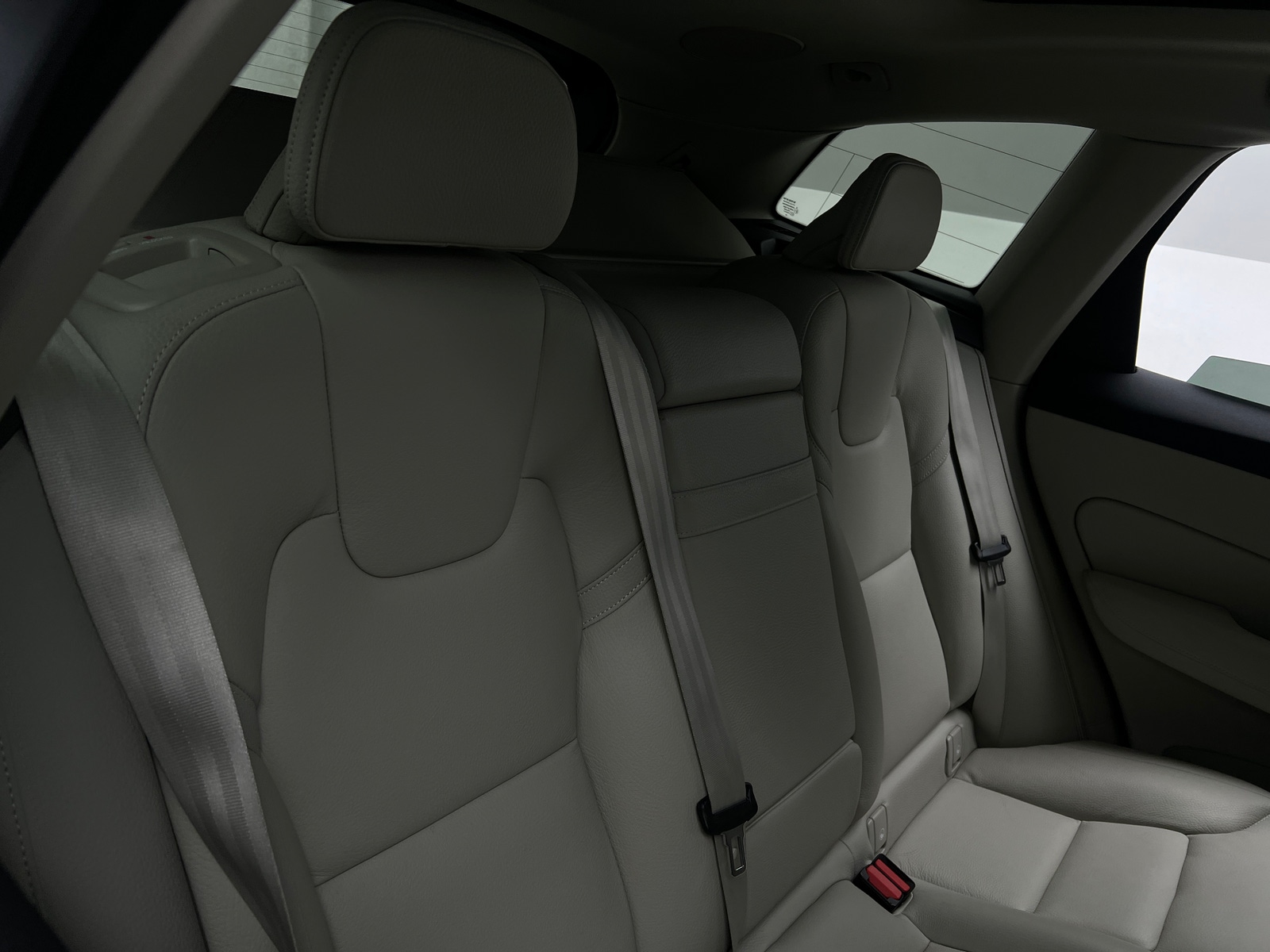 Thumbnail: 2020 Volvo XC60 - 5