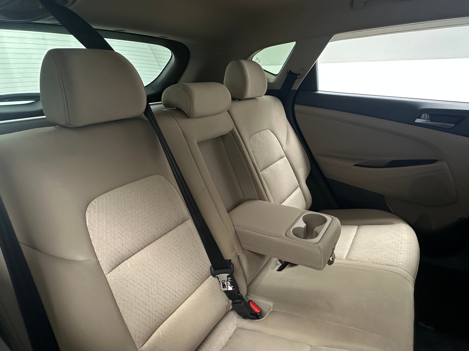 Thumbnail: 2016 Hyundai Tucson - 6