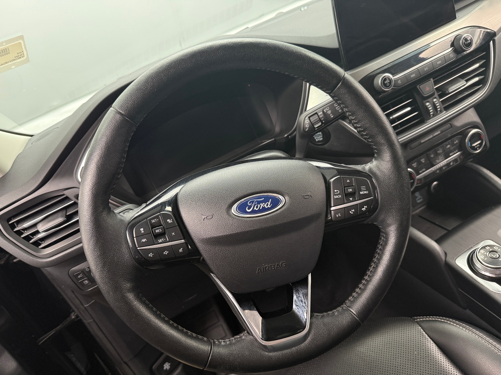Thumbnail: 2021 Ford Escape - 4