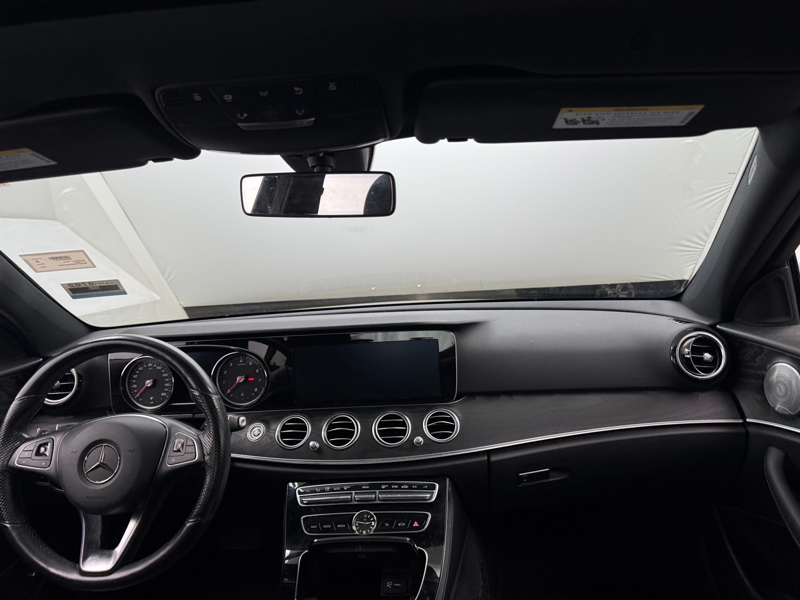 Thumbnail: 2017 Mercedes-Benz E-Class - 2