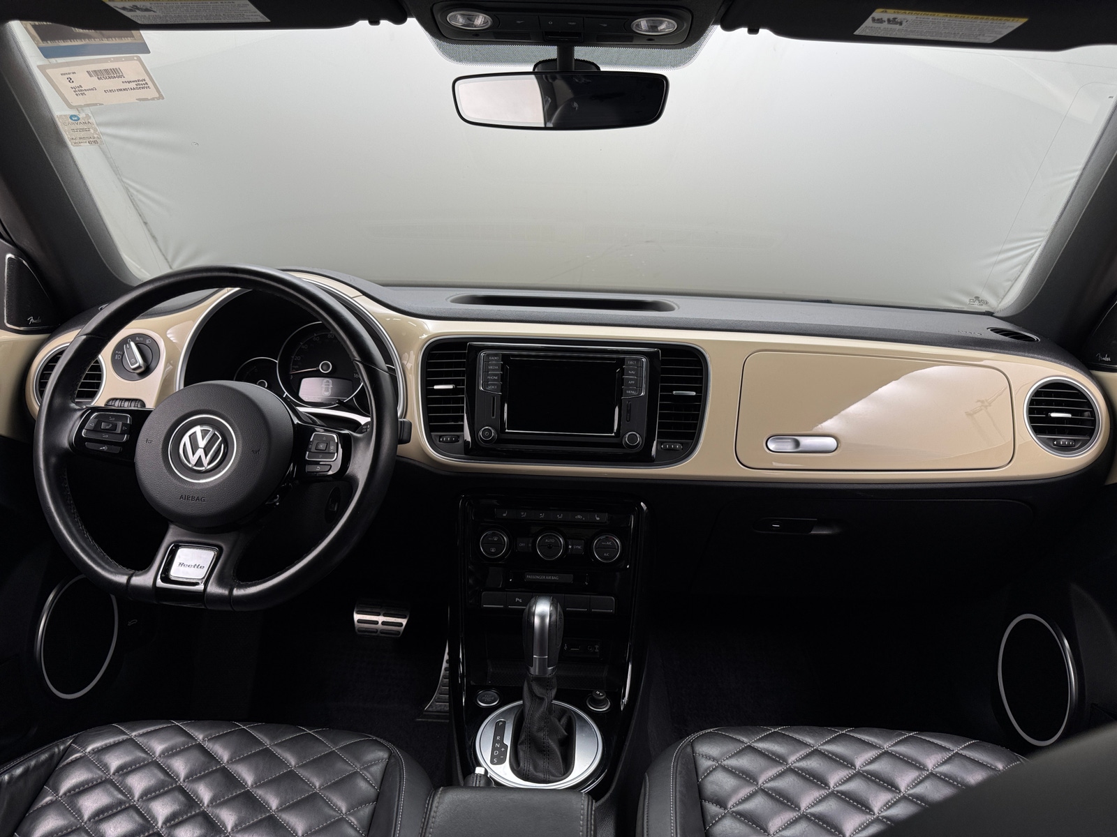 Thumbnail: 2019 Volkswagen Beetle - 2