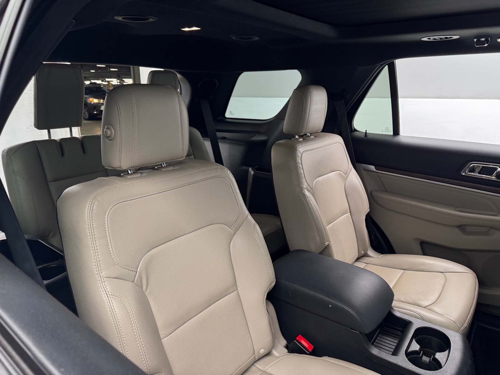 Thumbnail: 2018 Ford Explorer - 5