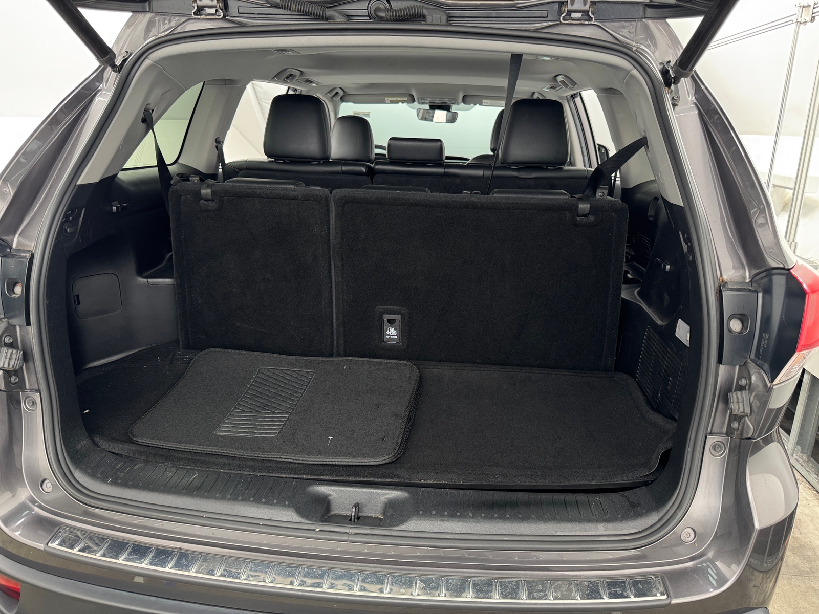 Thumbnail: 2019 Toyota Highlander - 6