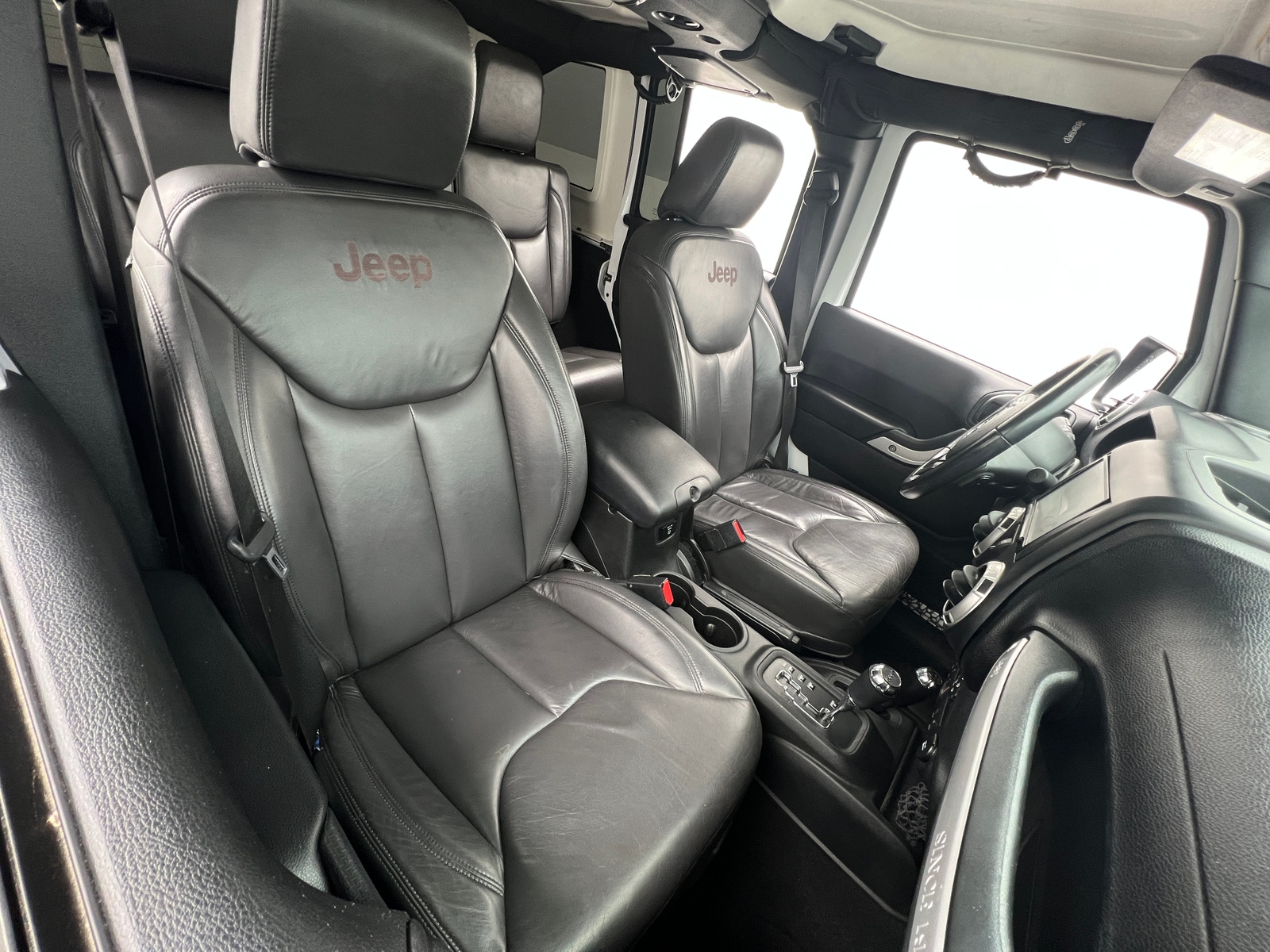 Thumbnail: 2017 Jeep Wrangler - 2