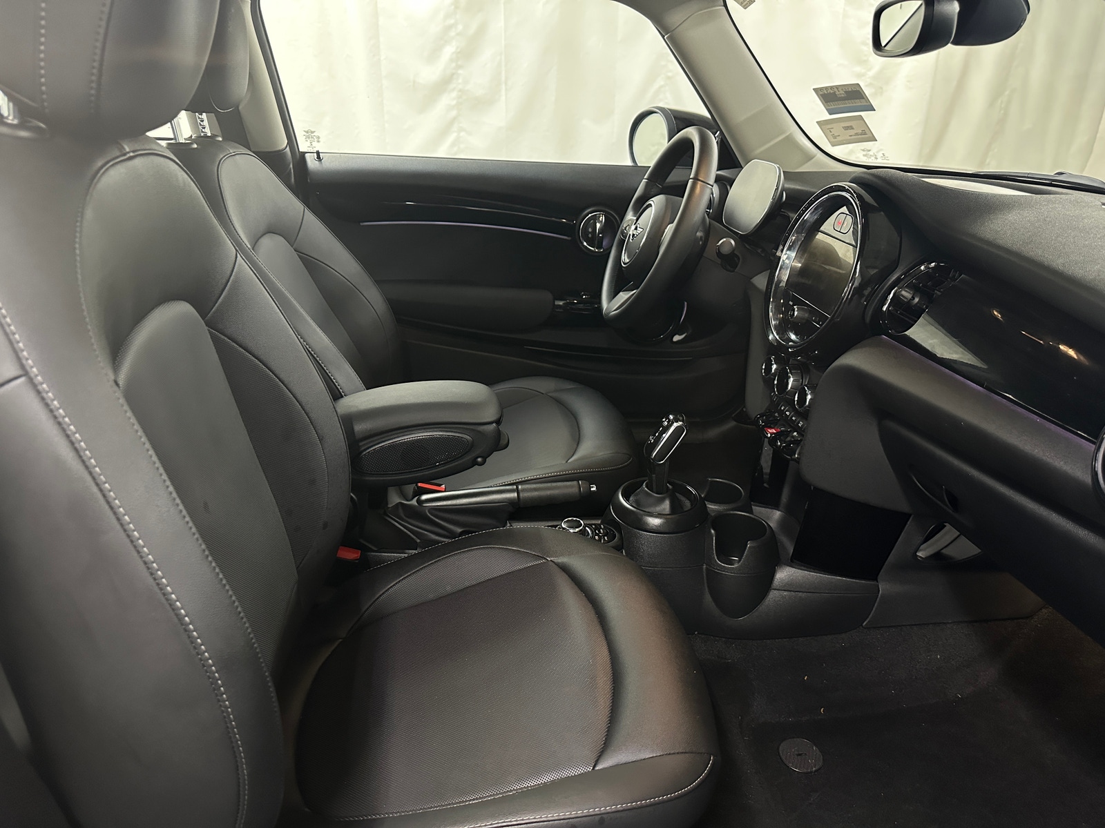 Thumbnail: 2023 MINI Cooper Hardtop - 2