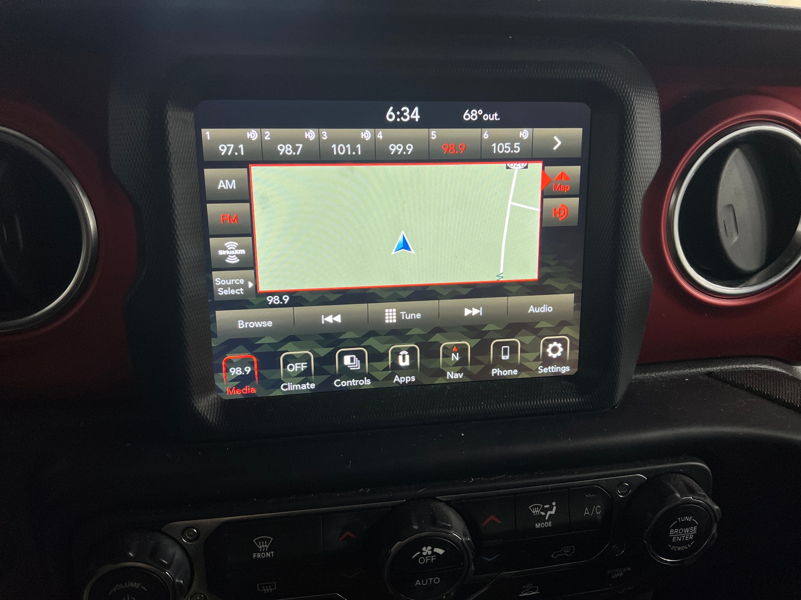 Thumbnail: 2022 Jeep Gladiator - 4
