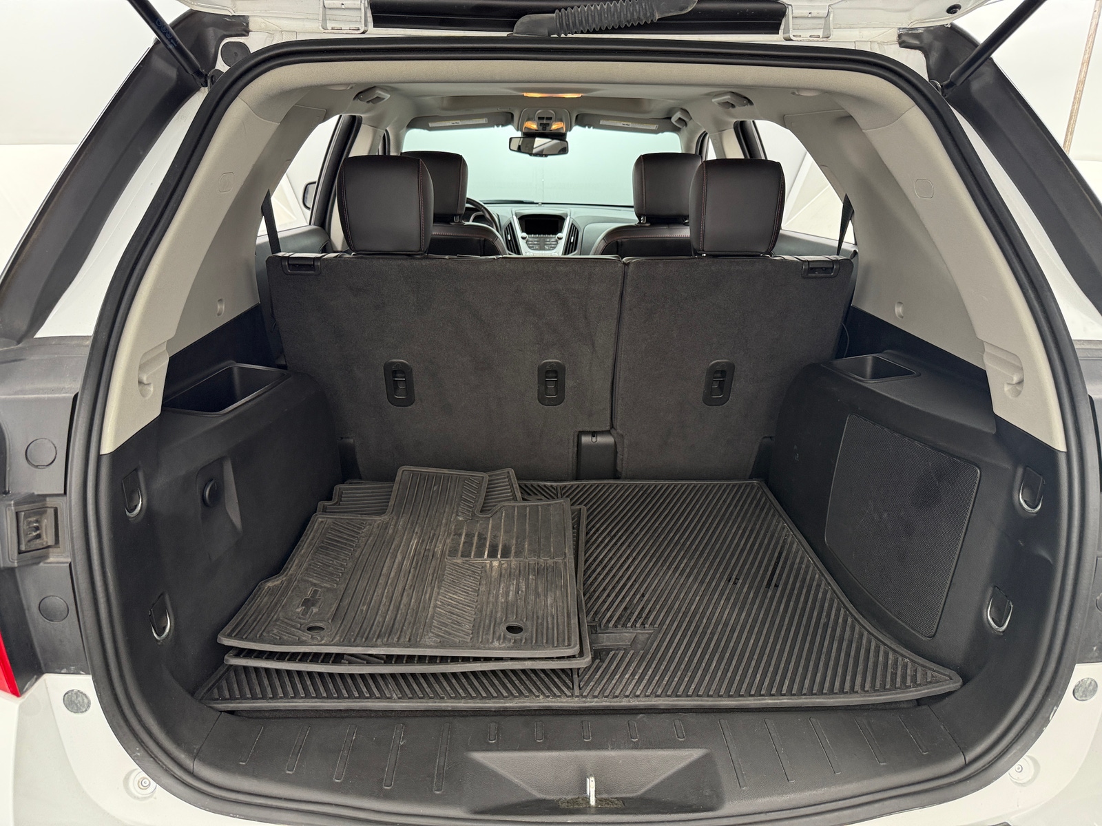 Thumbnail: 2017 Chevrolet Equinox - 6