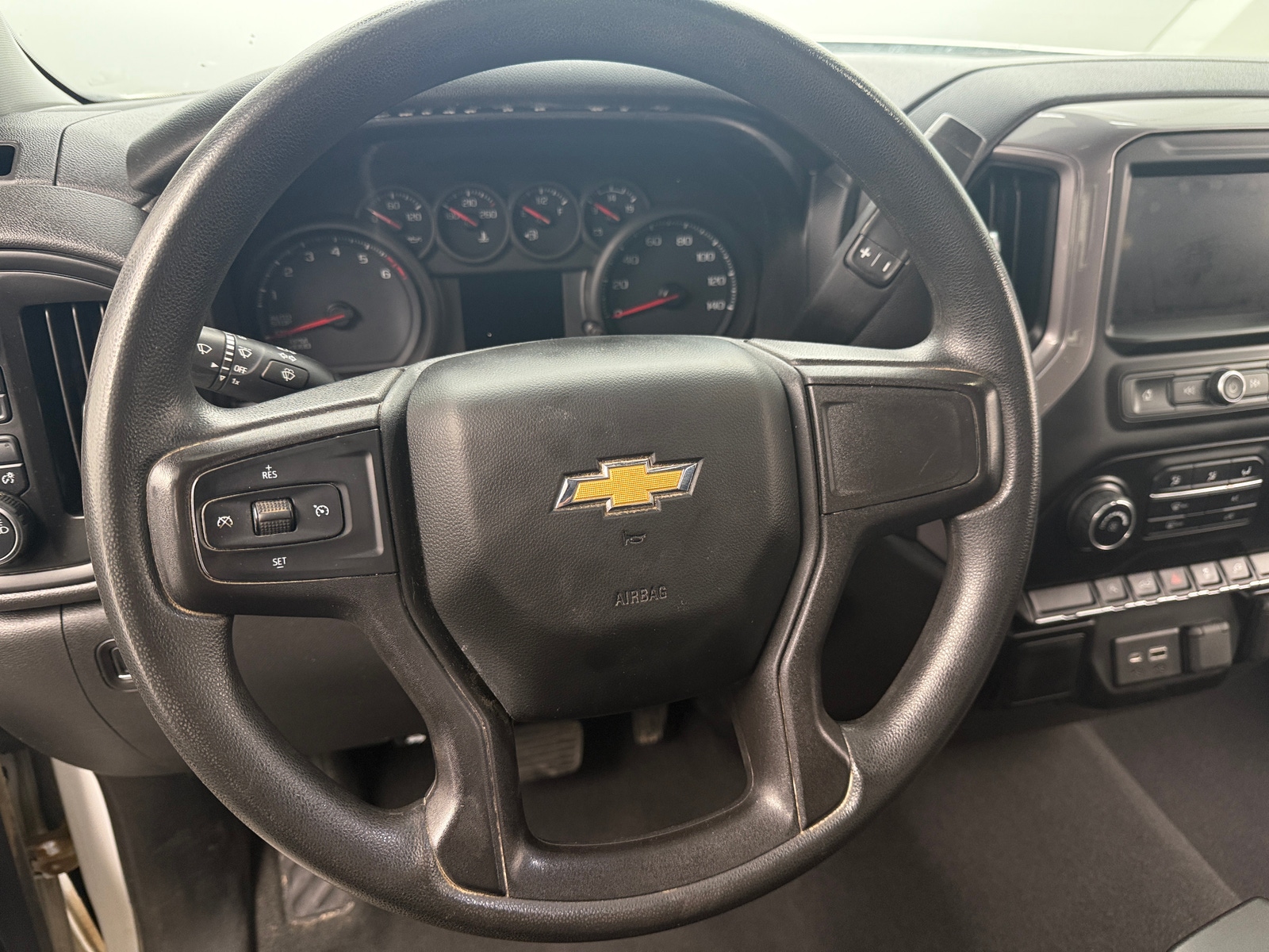 Thumbnail: 2021 Chevrolet Silverado 1500 - 5
