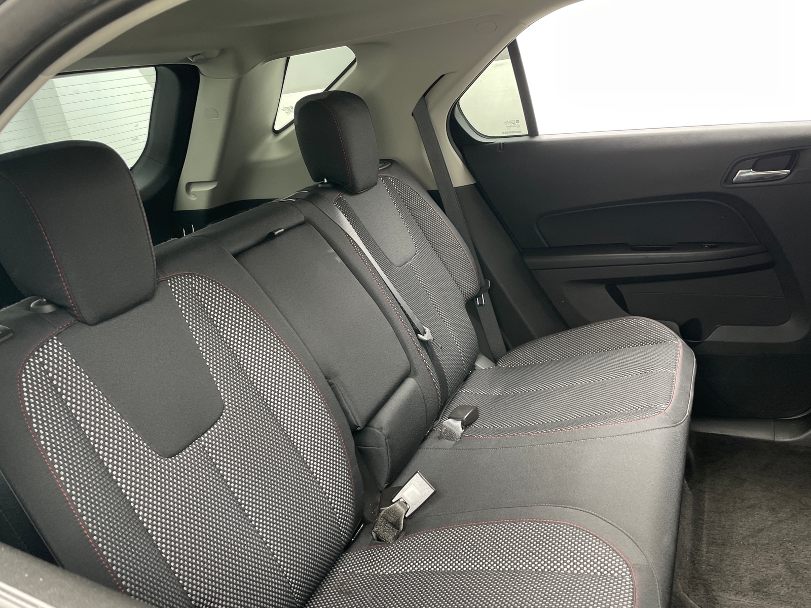 Thumbnail: 2016 Chevrolet Equinox - 6