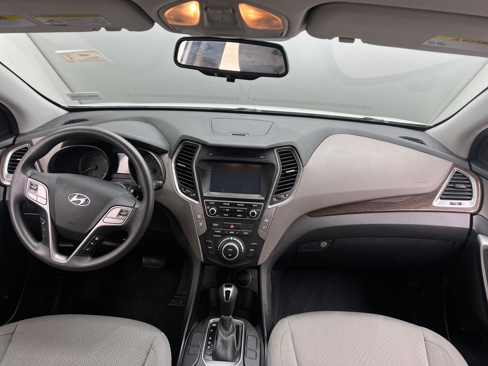 Thumbnail: 2017 Hyundai Santa Fe - 3