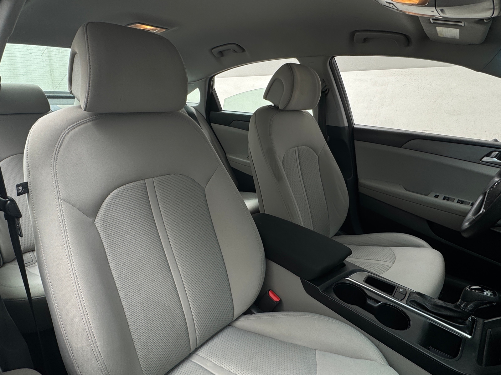 Thumbnail: 2016 Hyundai Sonata - 2