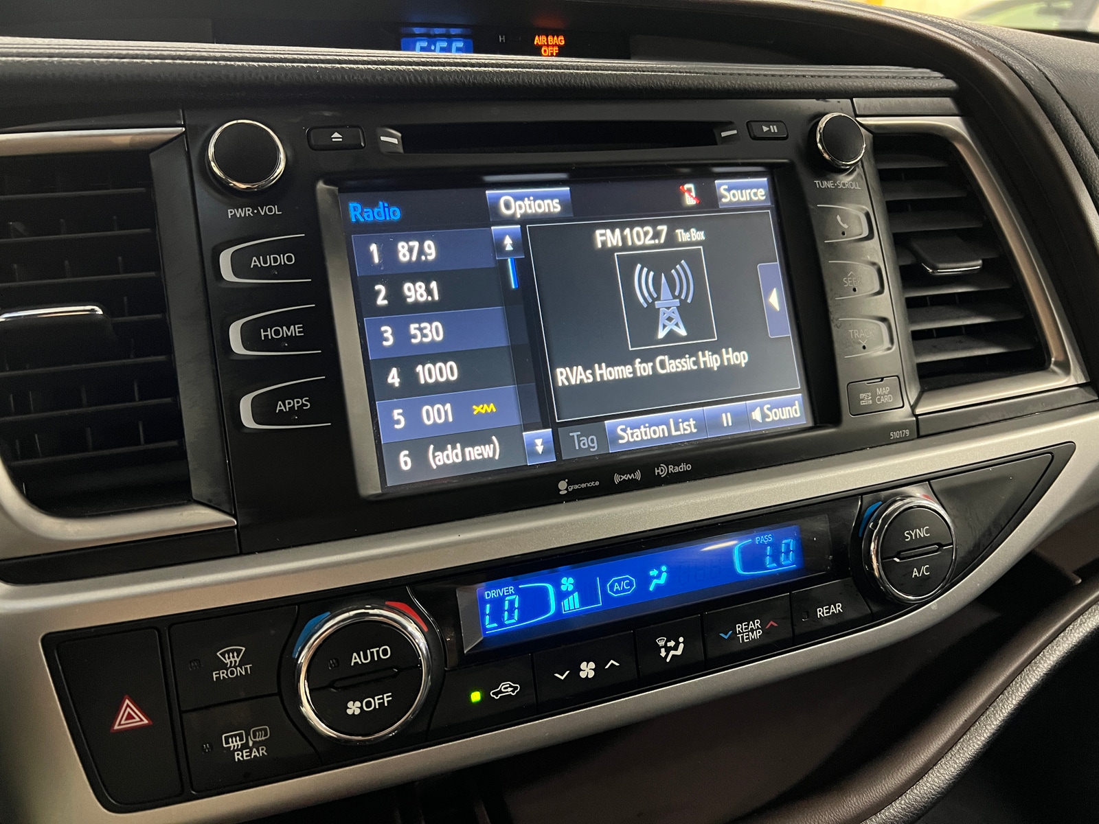 Thumbnail: 2017 Toyota Highlander - 3