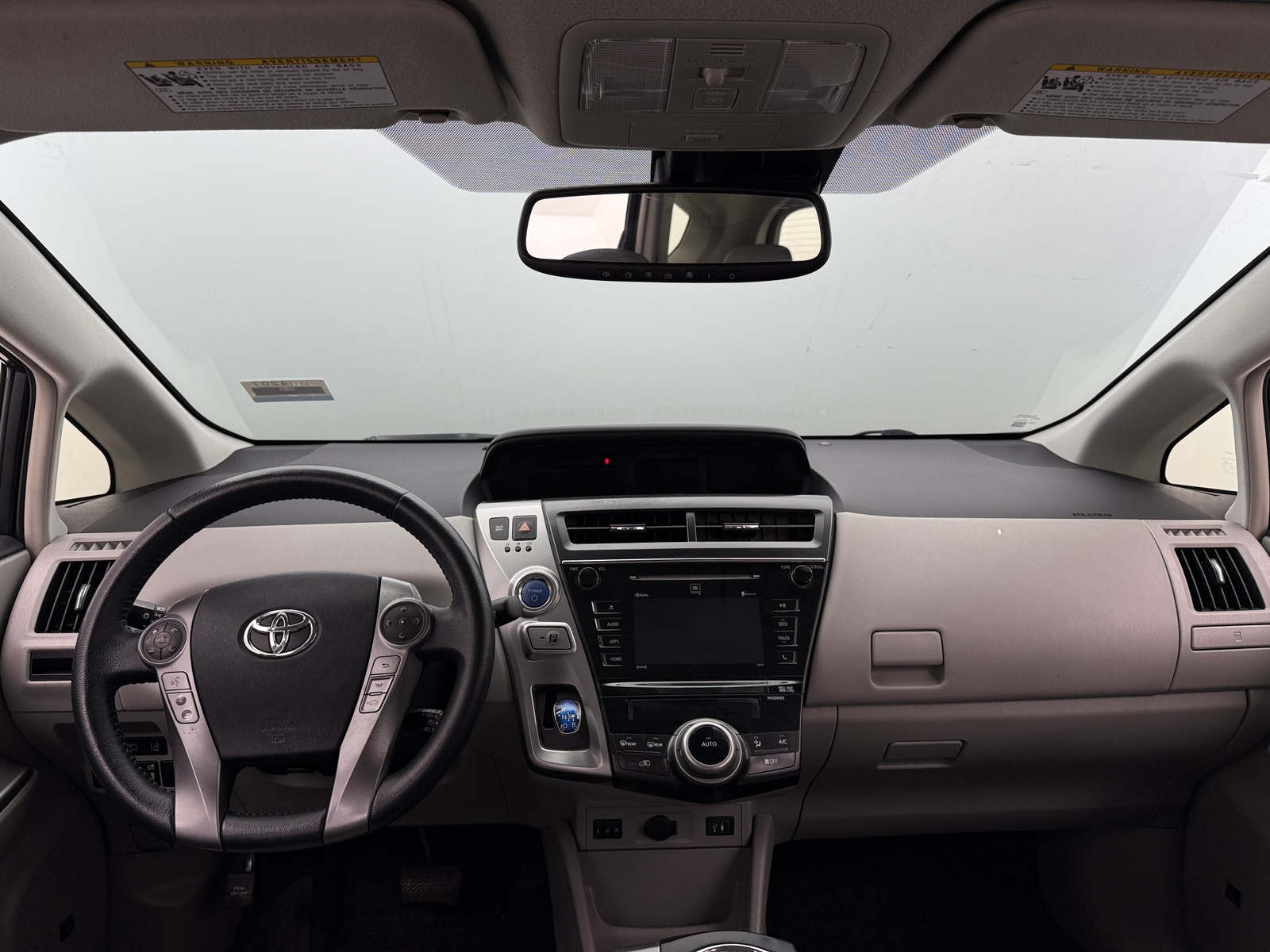 Thumbnail: 2016 Toyota Prius v - 2