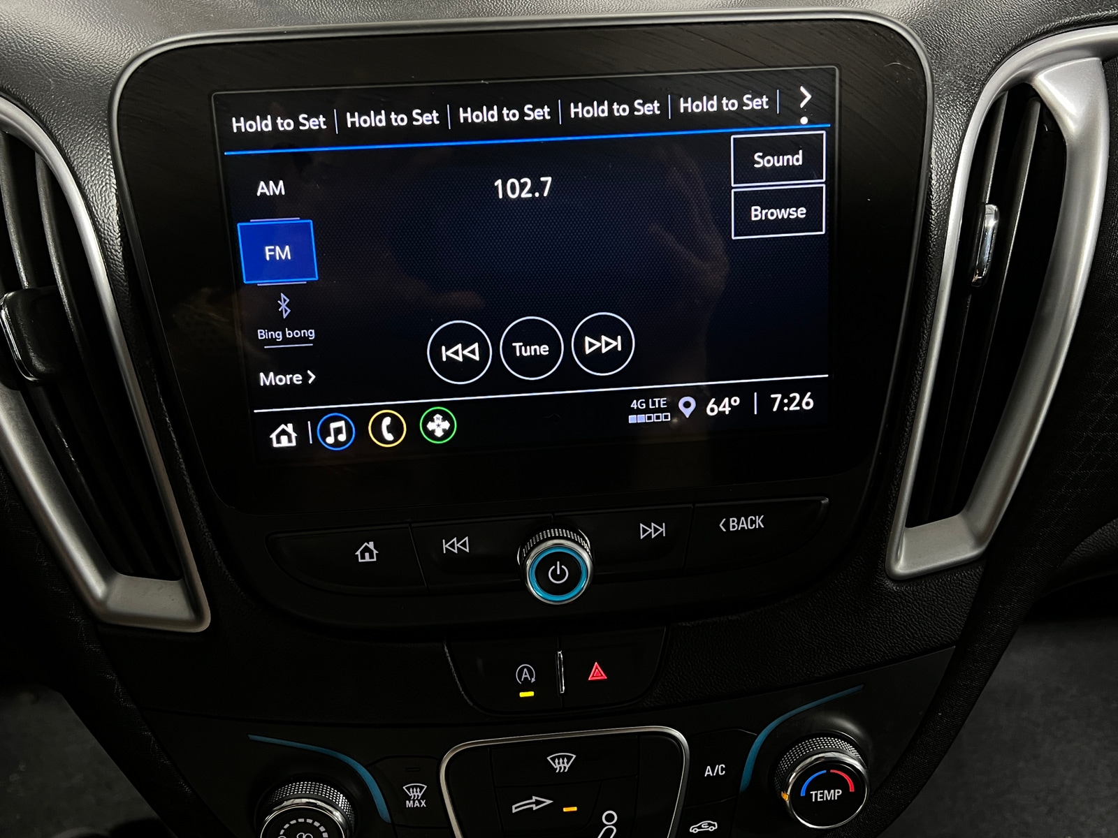 Thumbnail: 2024 Chevrolet Malibu - 4