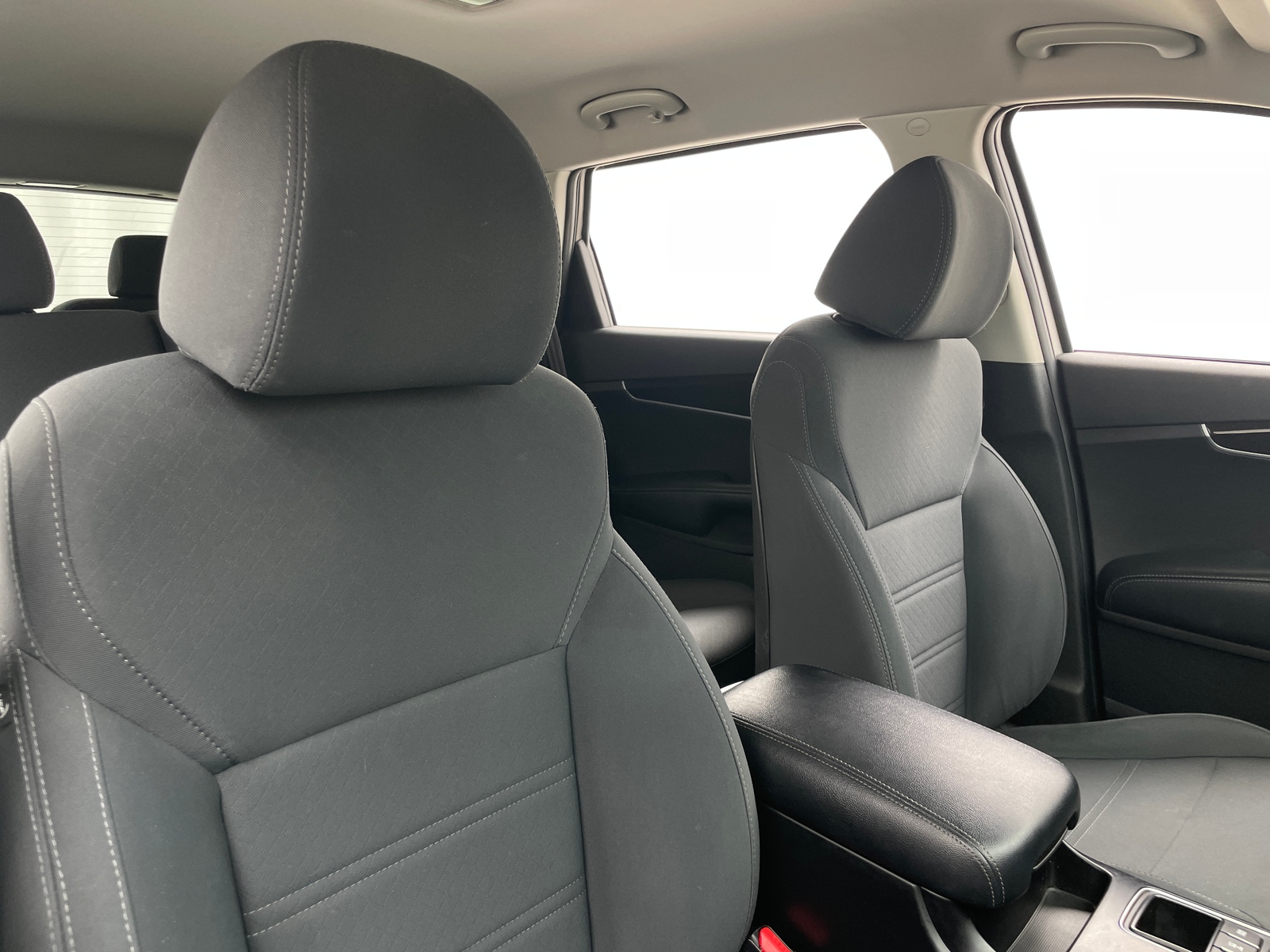 Thumbnail: 2019 Kia Sorento - 2