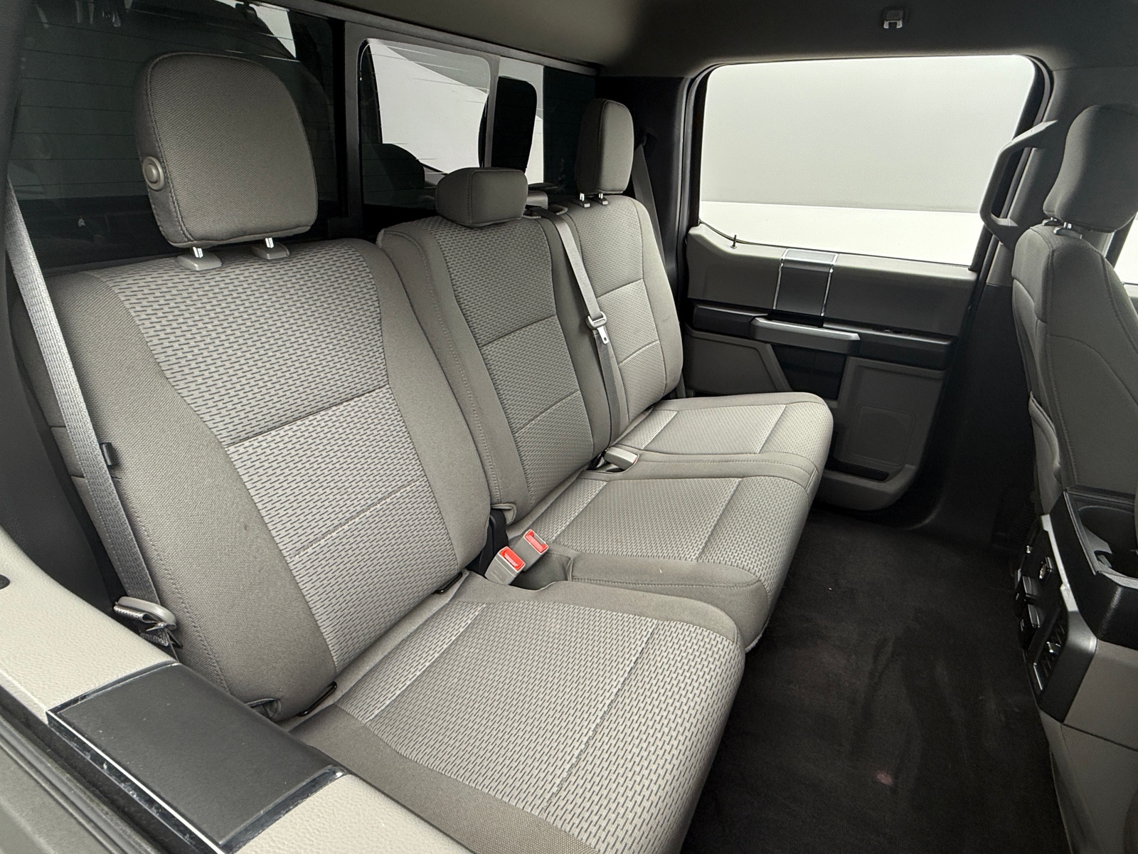 Thumbnail: 2018 Ford Econoline - 6