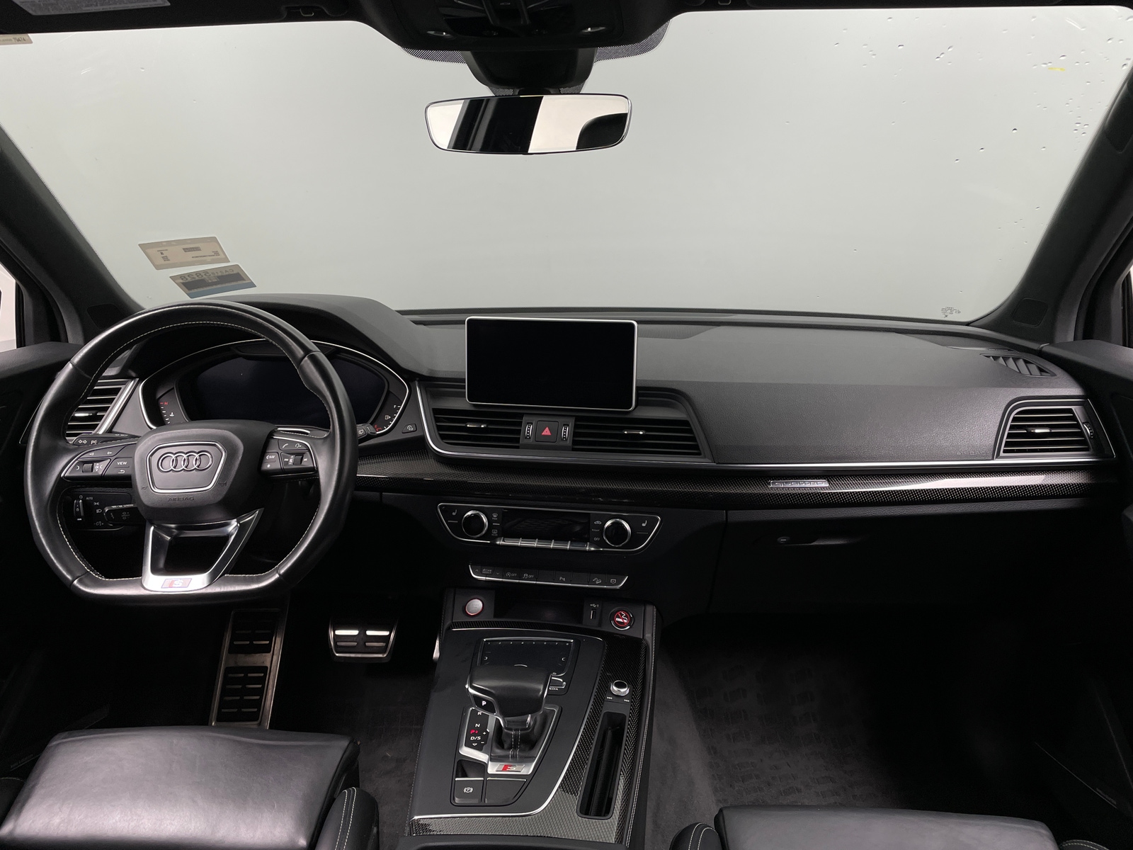 Thumbnail: 2019 Audi SQ5 - 2