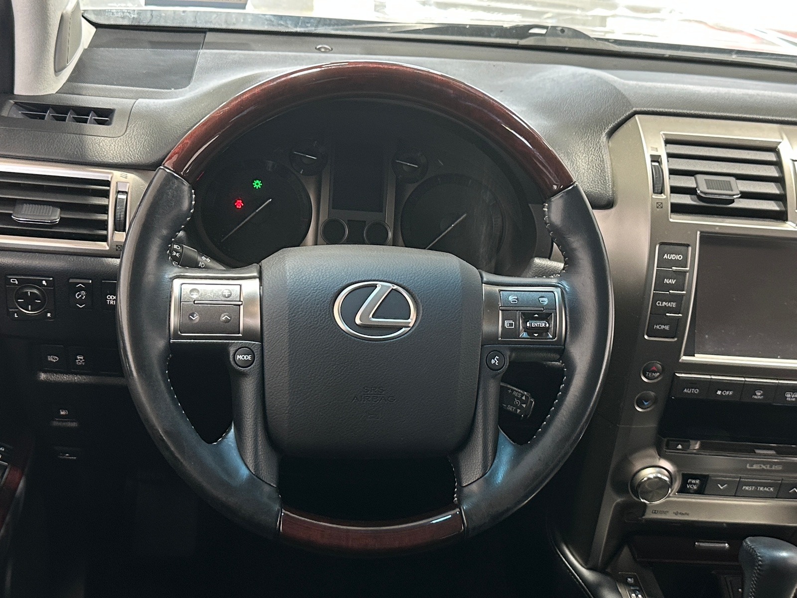 Thumbnail: 2018 Lexus GX - 4