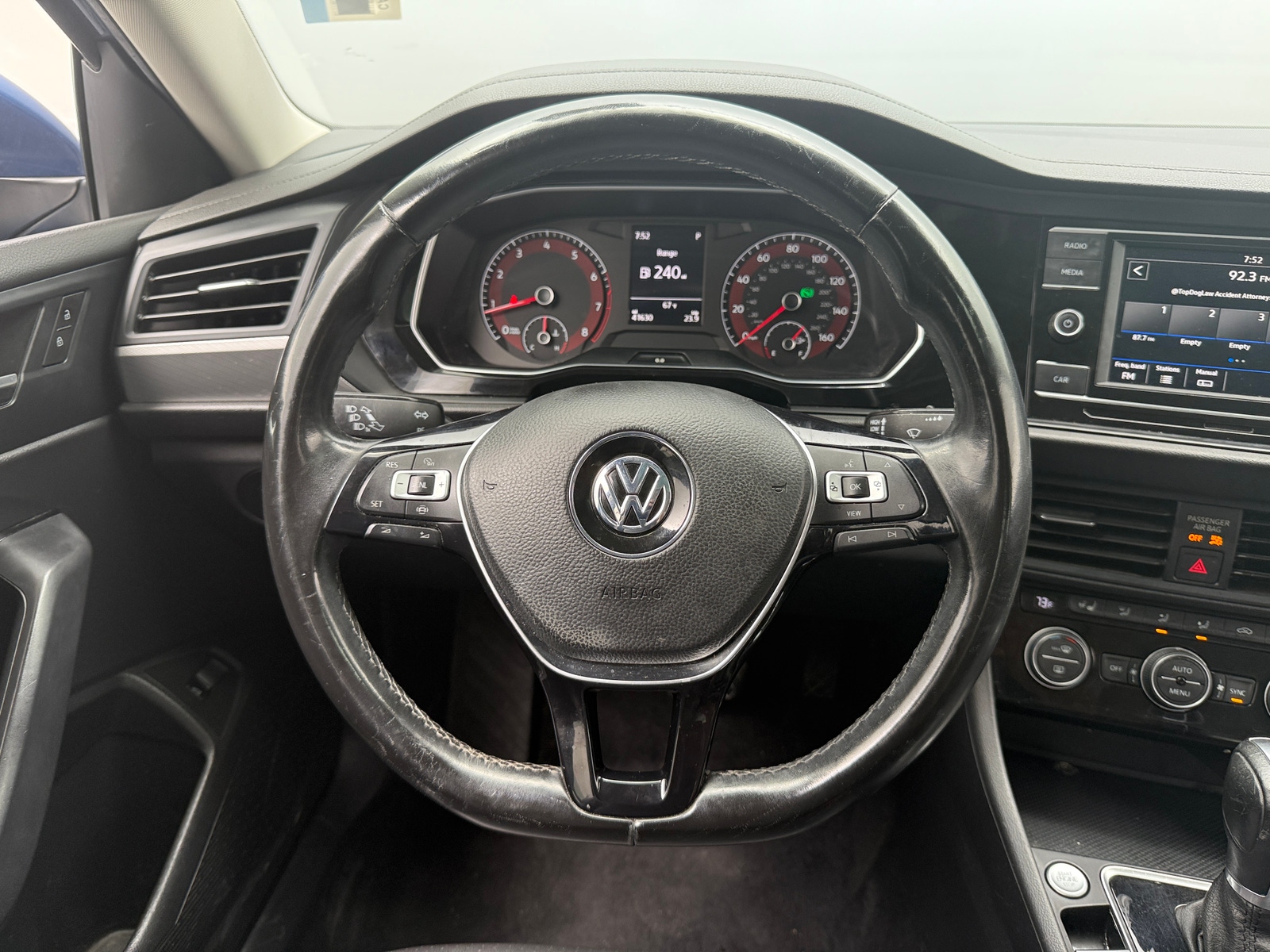 Thumbnail: 2019 Volkswagen Jetta - 5
