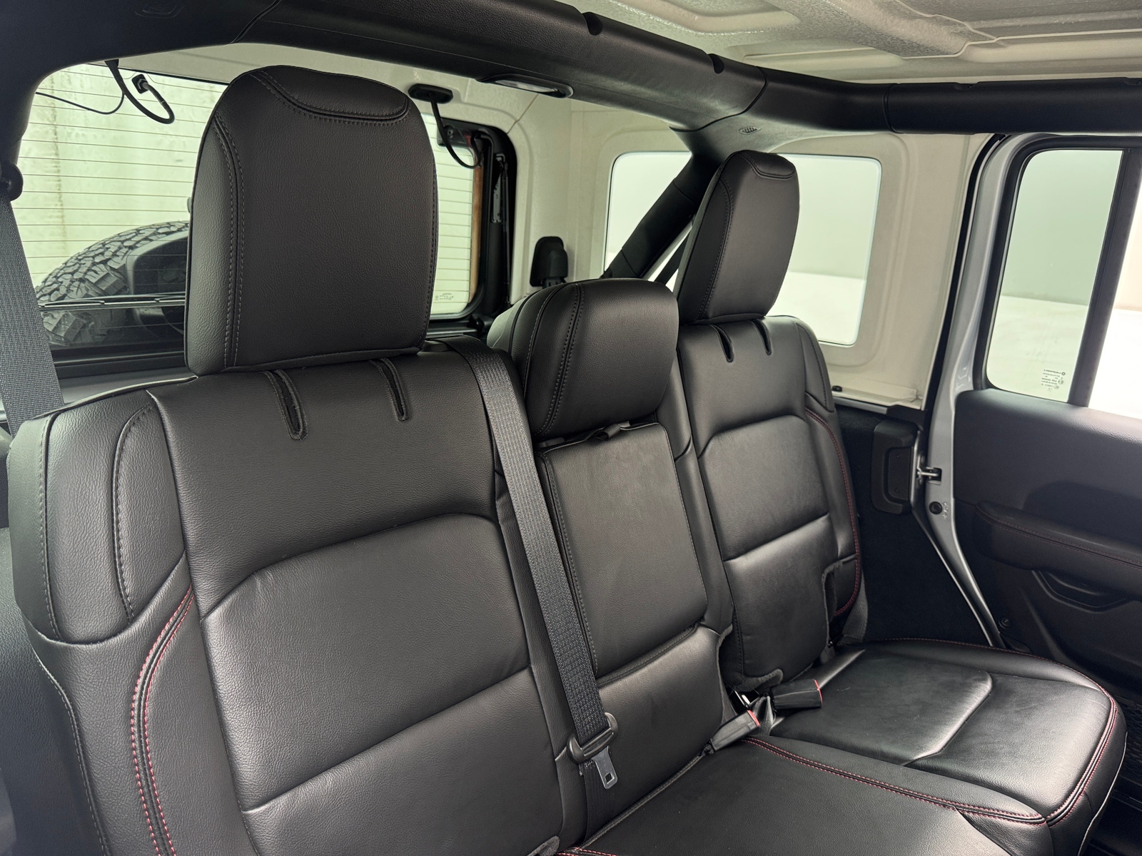 Thumbnail: 2022 Jeep Wrangler - 5