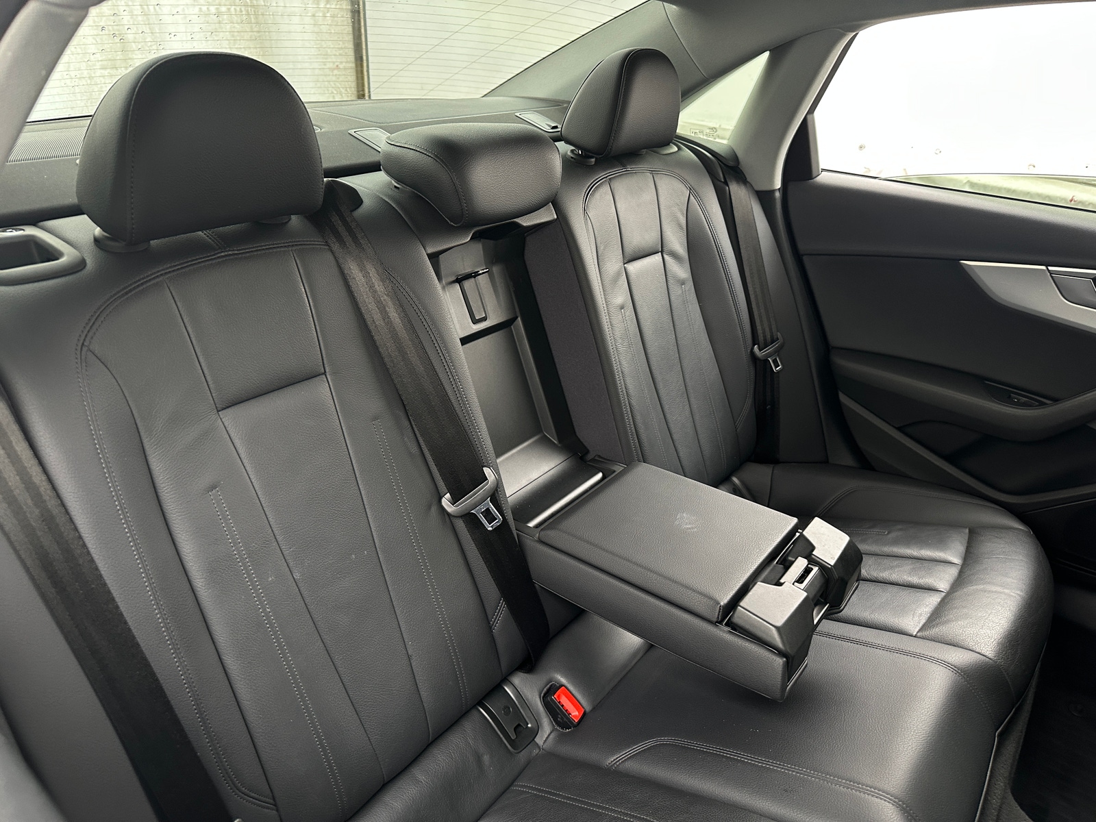 Thumbnail: 2017 Audi A4 - 5