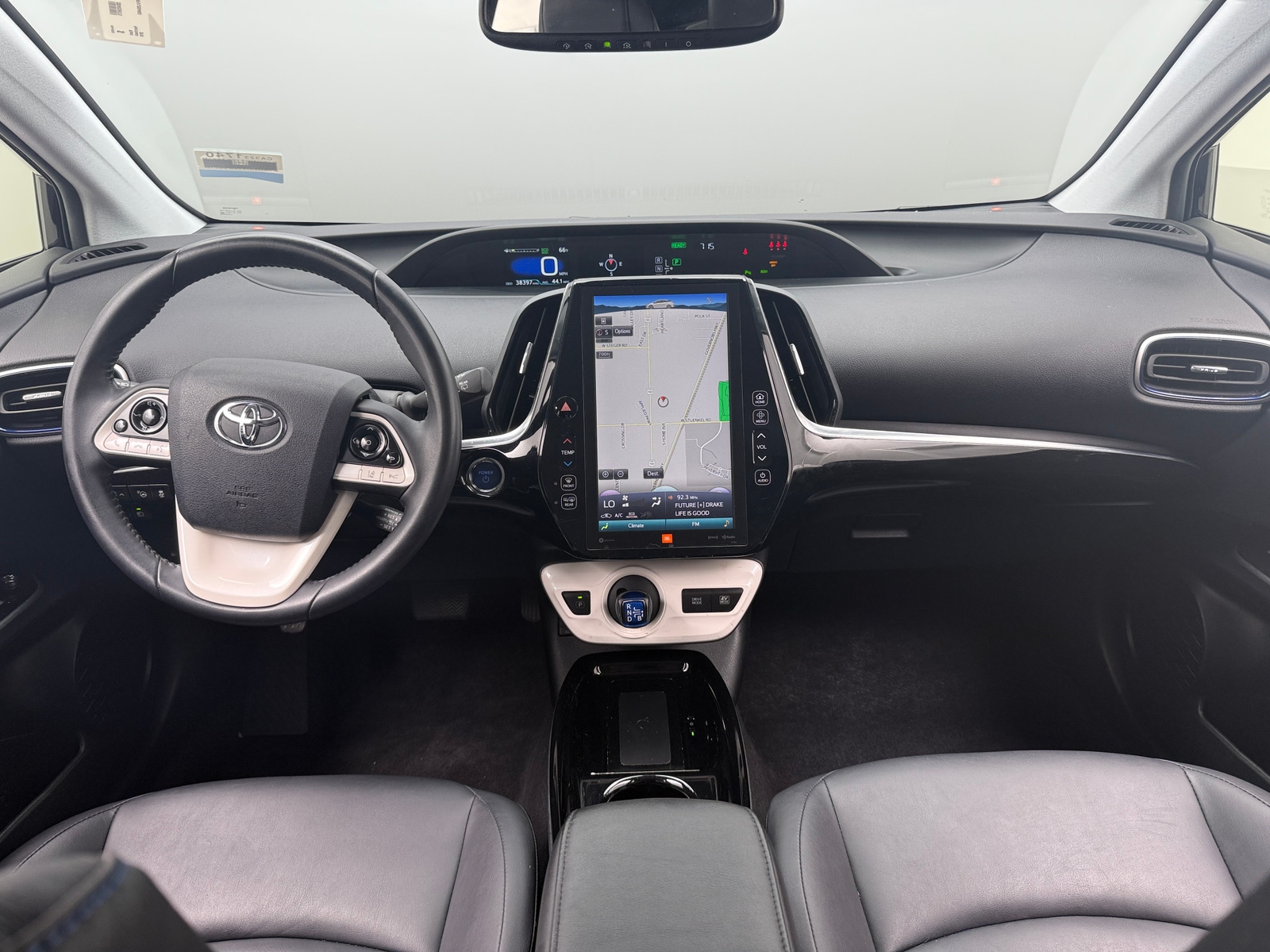 Thumbnail: 2018 Toyota Prius - 2