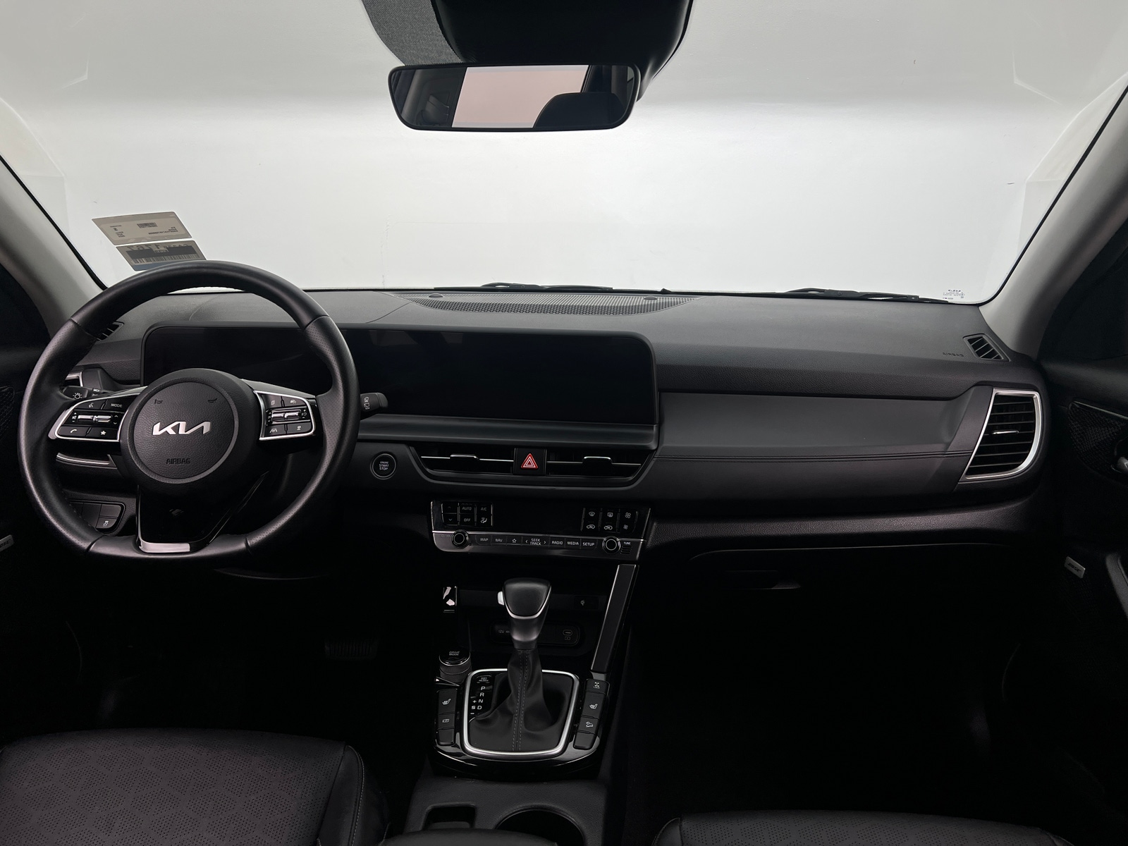 Thumbnail: 2024 Kia Seltos - 2