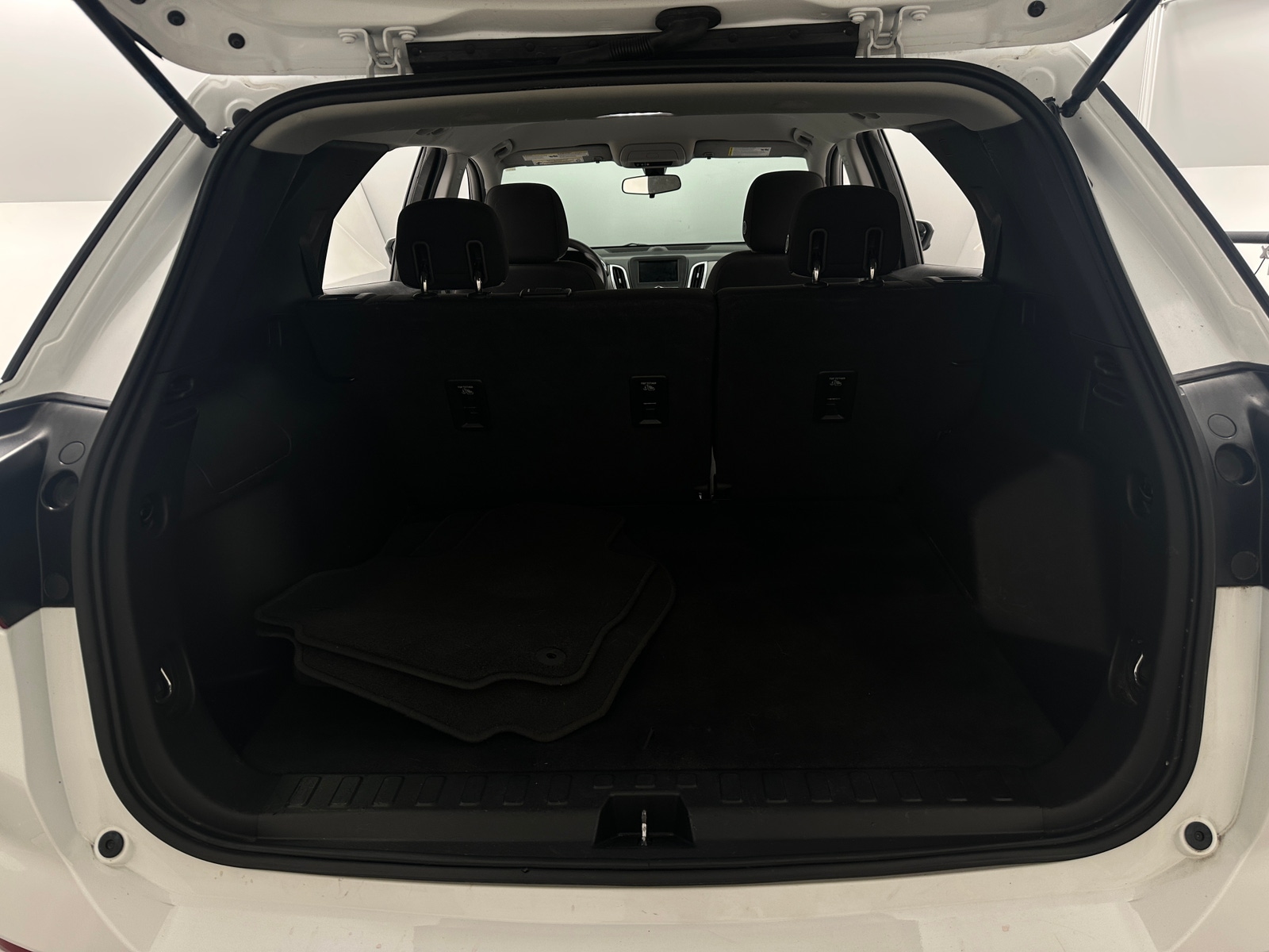 Thumbnail: 2019 Chevrolet Equinox - 7