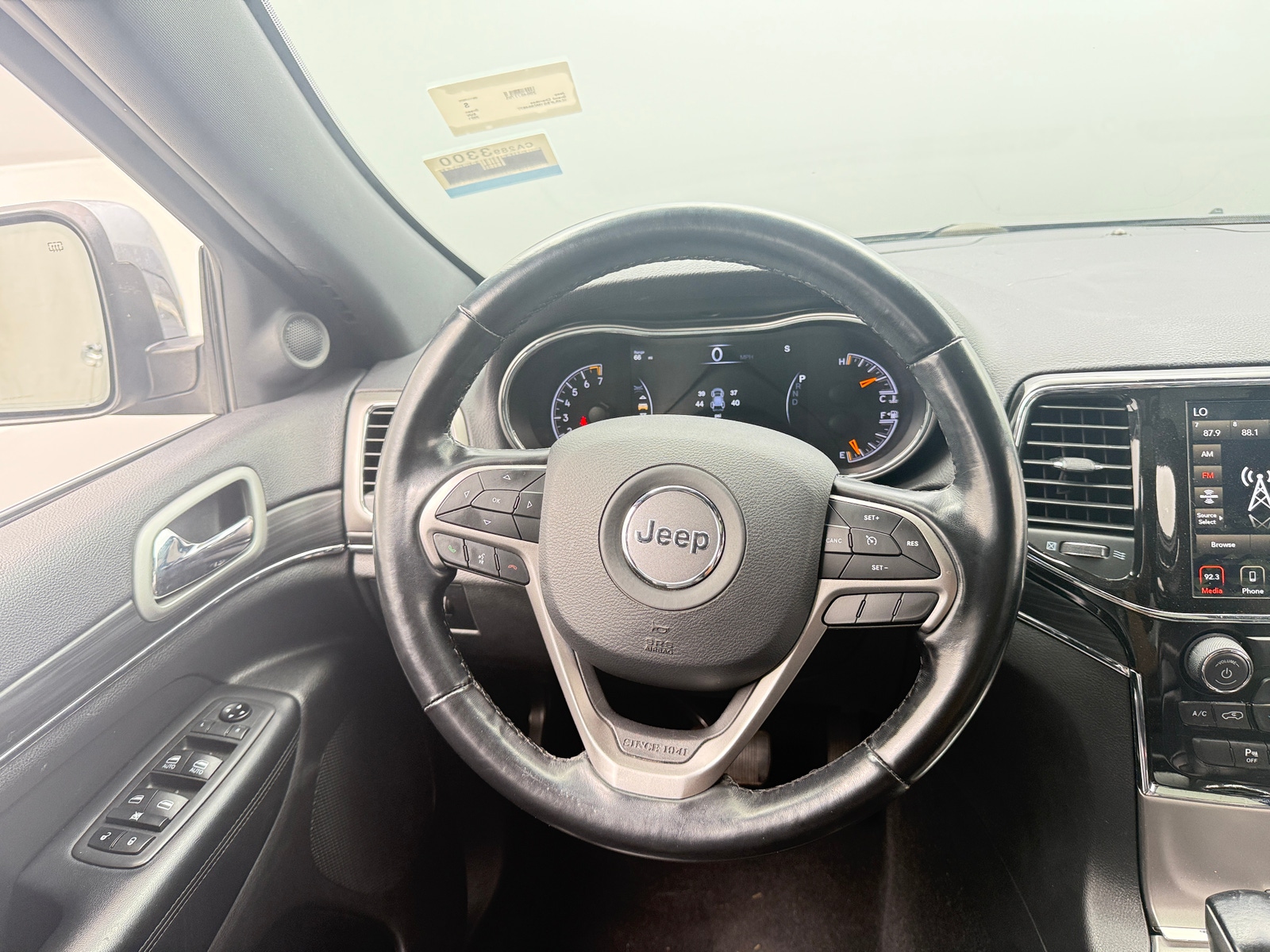Thumbnail: 2021 Jeep Grand Cherokee - 4