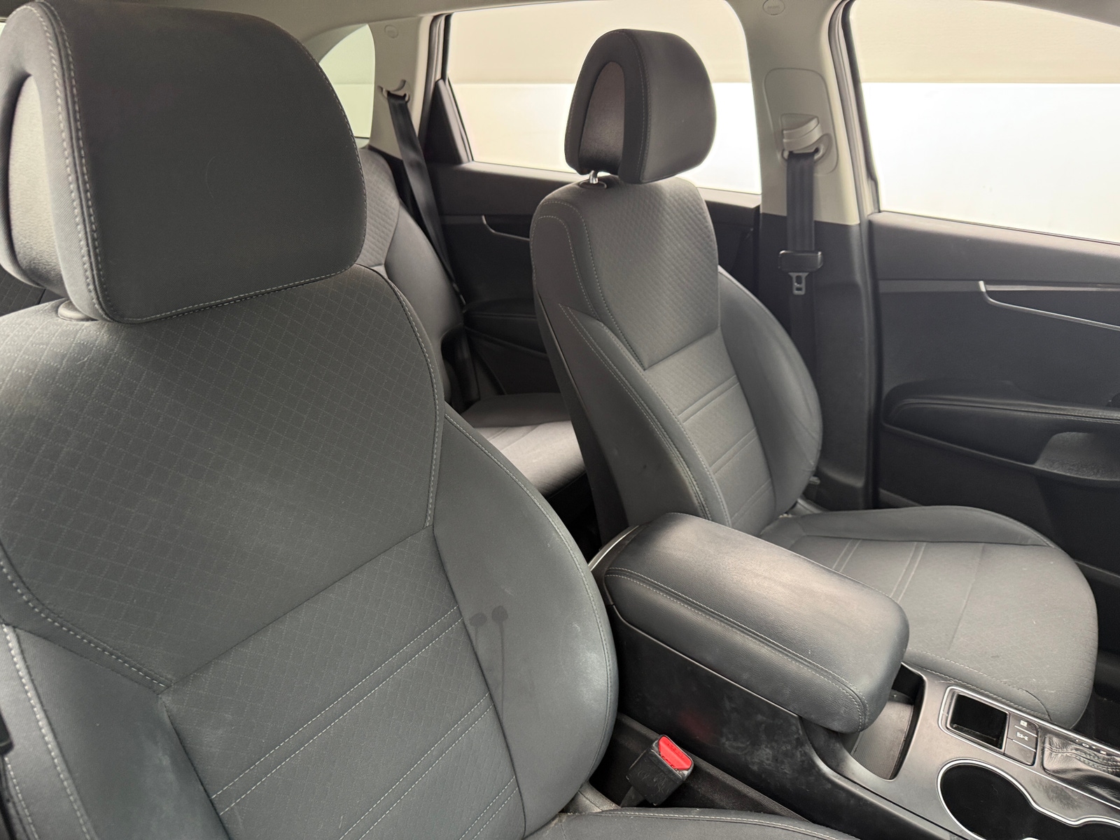 Thumbnail: 2016 Kia Sorento - 2