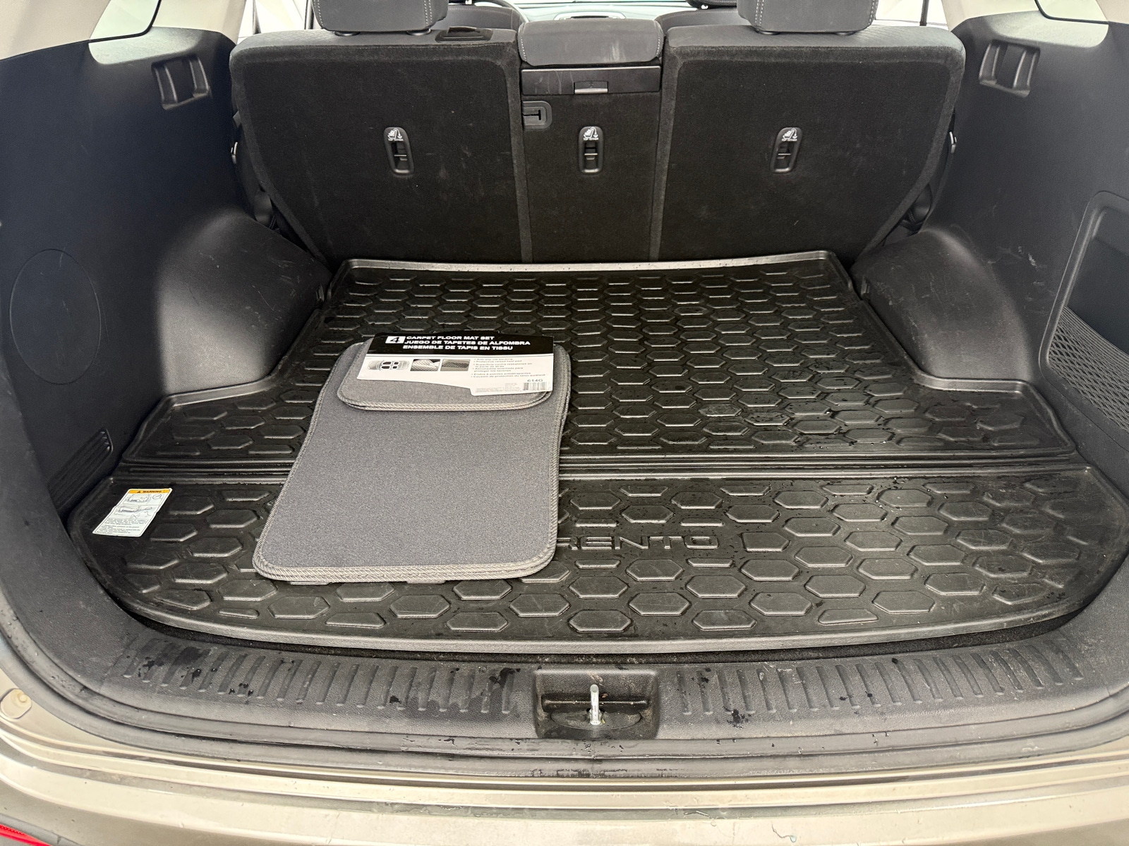 Thumbnail: 2016 Kia Sorento - 7