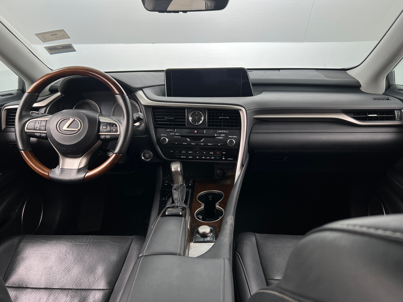 Thumbnail: 2019 Lexus RX - 3