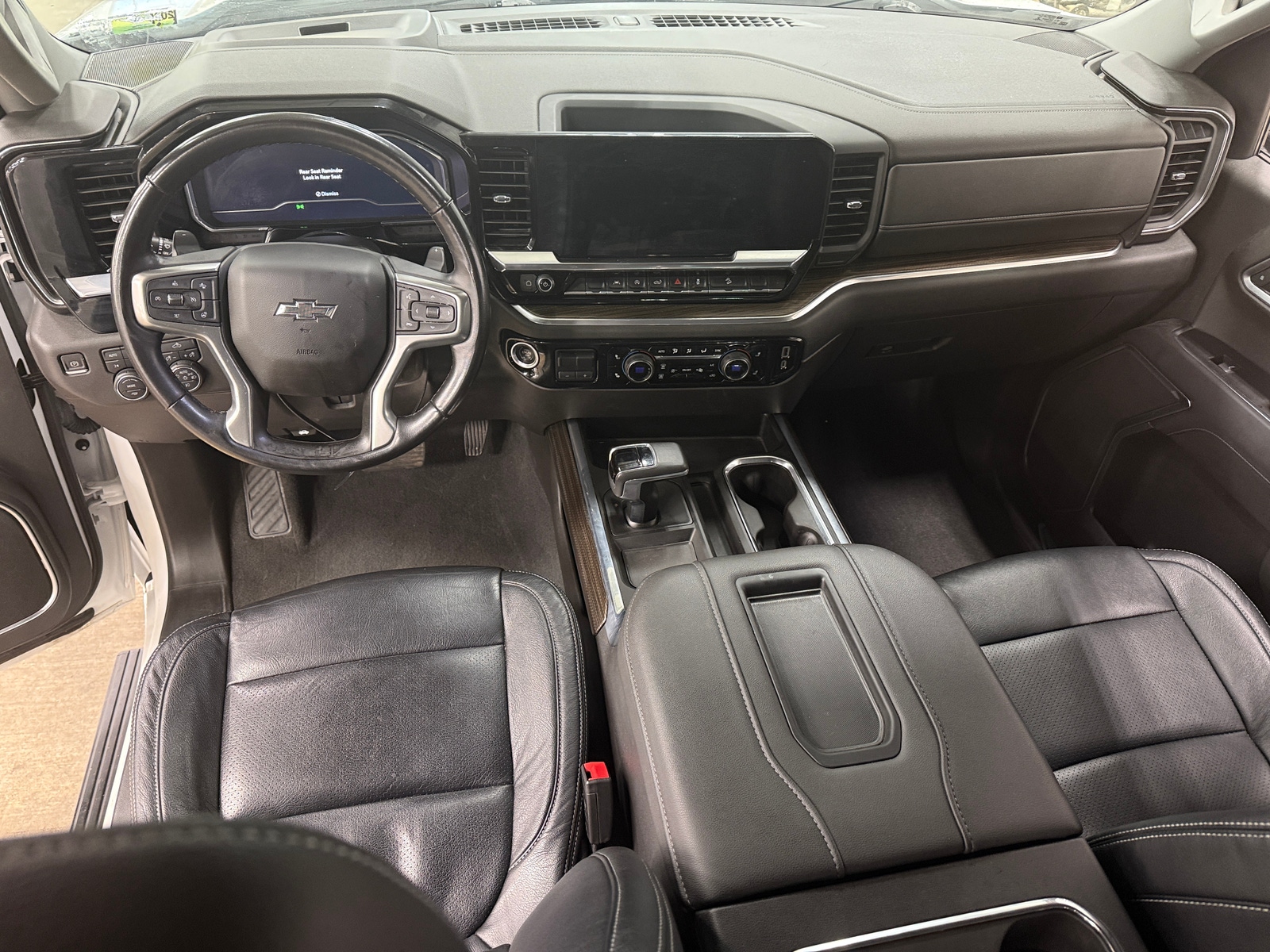 Thumbnail: 2022 Chevrolet Silverado 1500 - 3