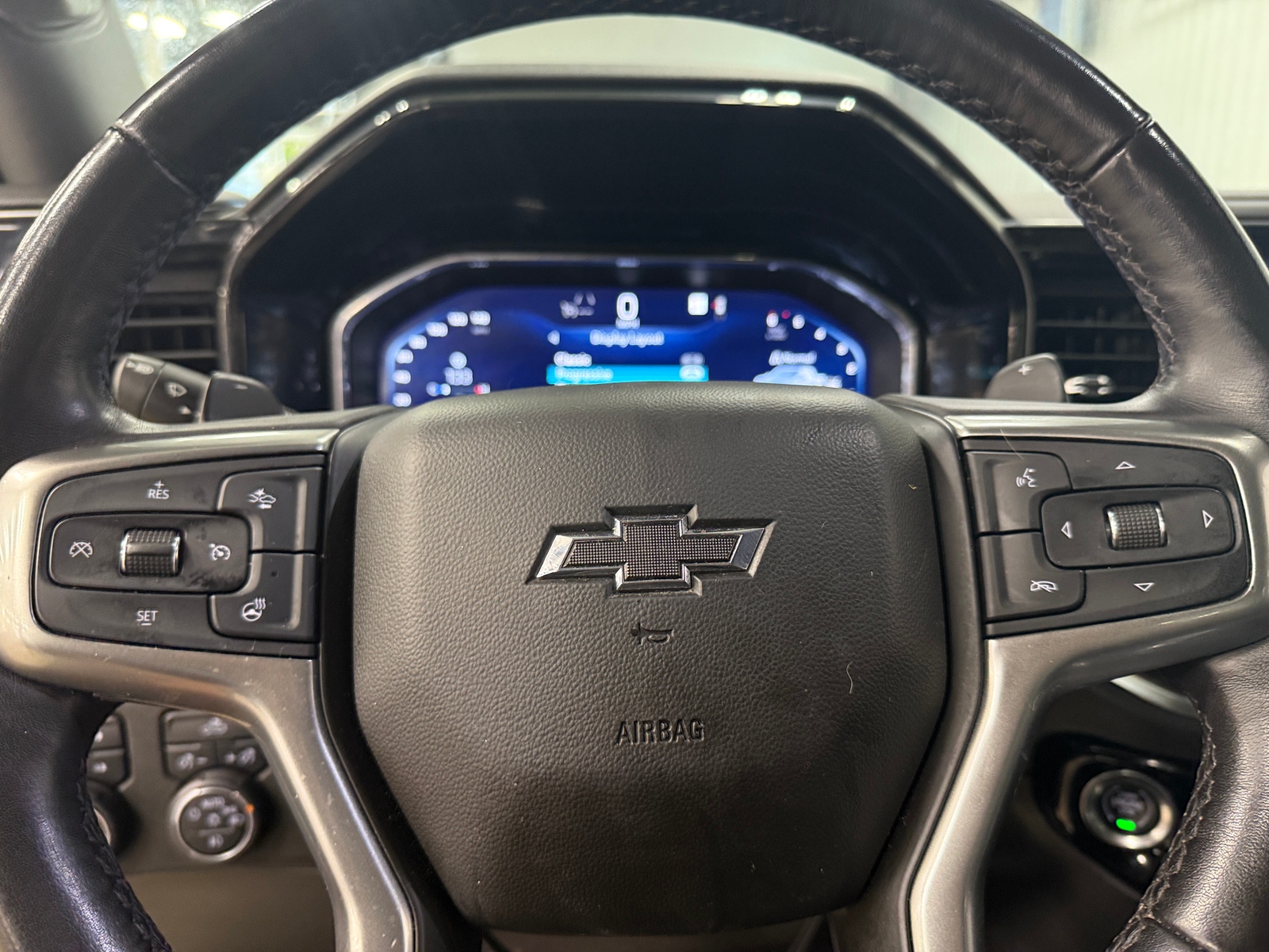 Thumbnail: 2022 Chevrolet Silverado 1500 - 5
