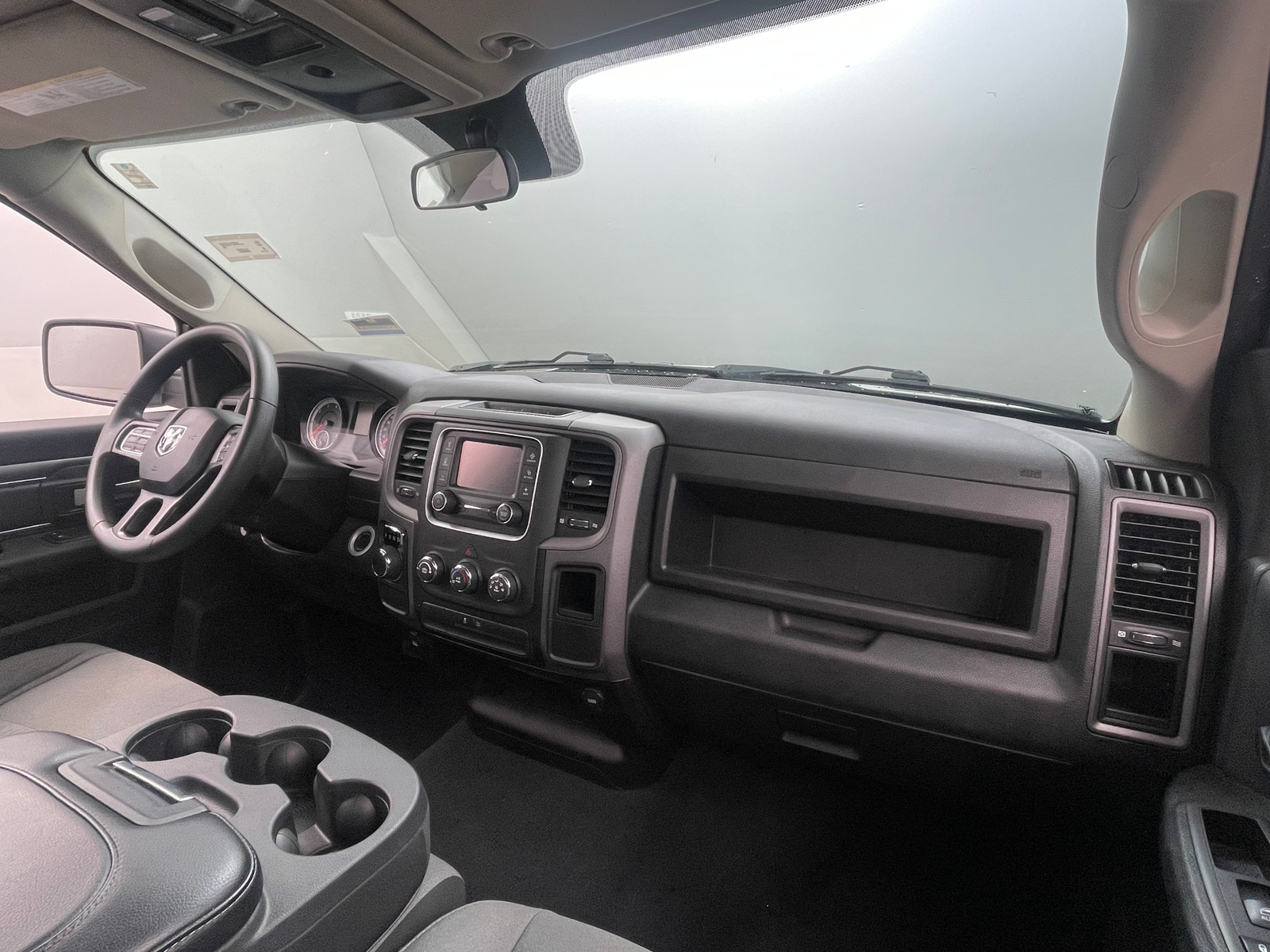 Thumbnail: 2022 RAM 1500 Classic - 3