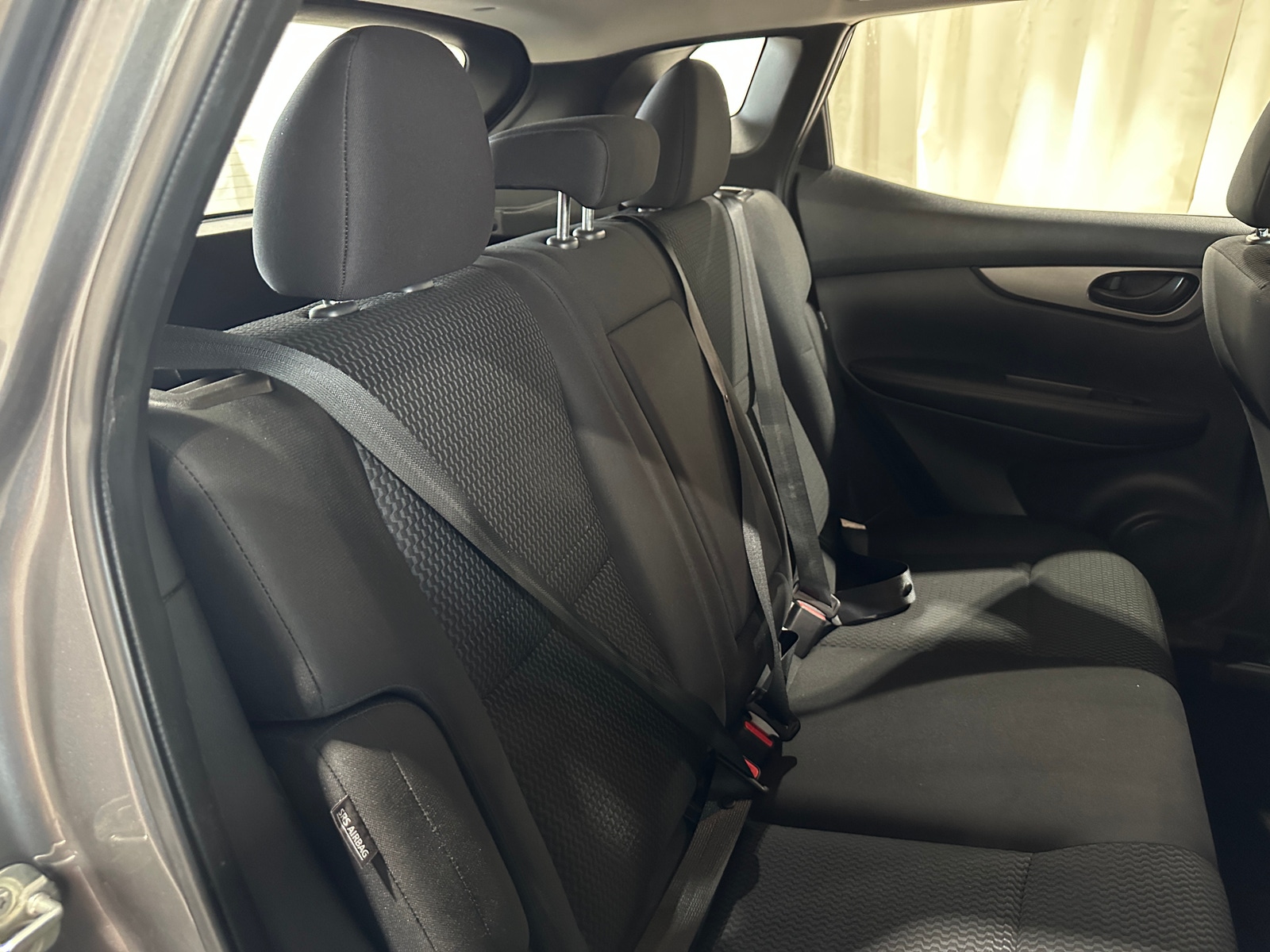 Thumbnail: 2020 Nissan Rogue Sport - 6