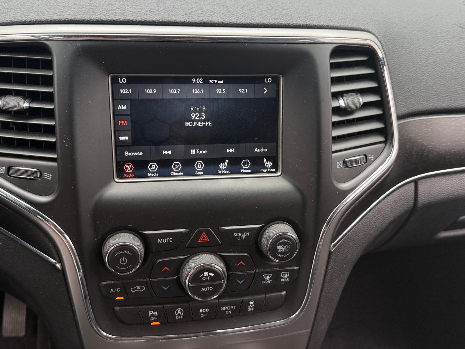 Thumbnail: 2018 Jeep Grand Cherokee - 3