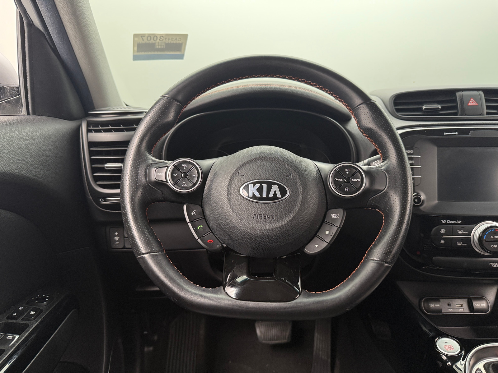 Thumbnail: 2017 Kia Soul - 4