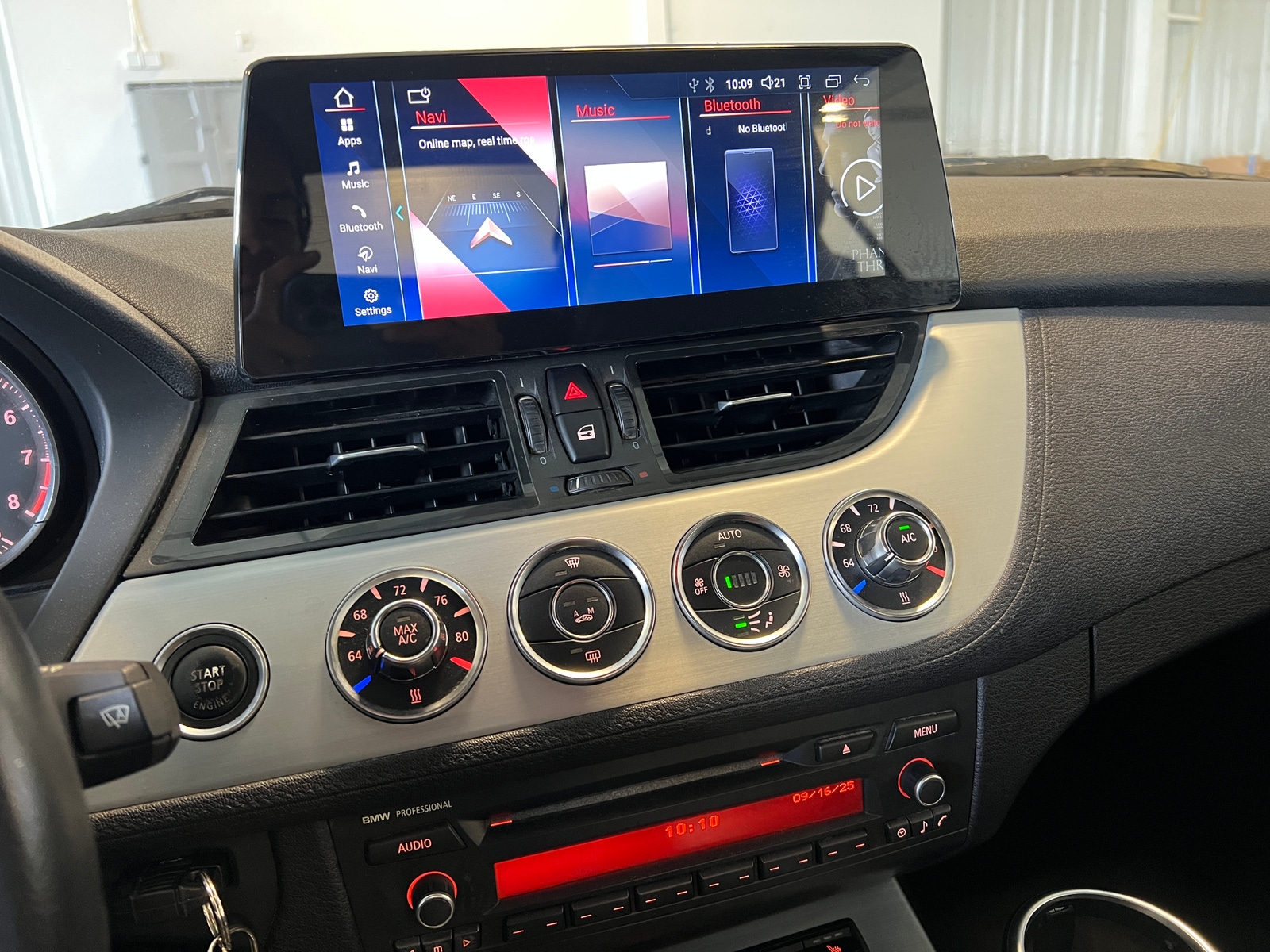 Thumbnail: 2014 BMW Z4 - 3