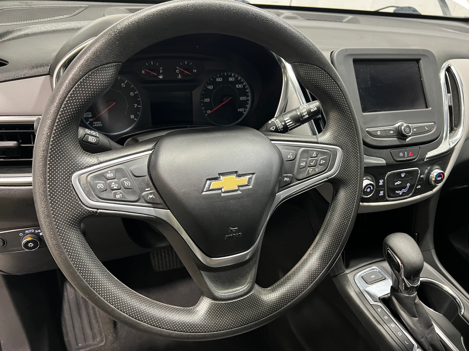 Thumbnail: 2022 Chevrolet Equinox - 5