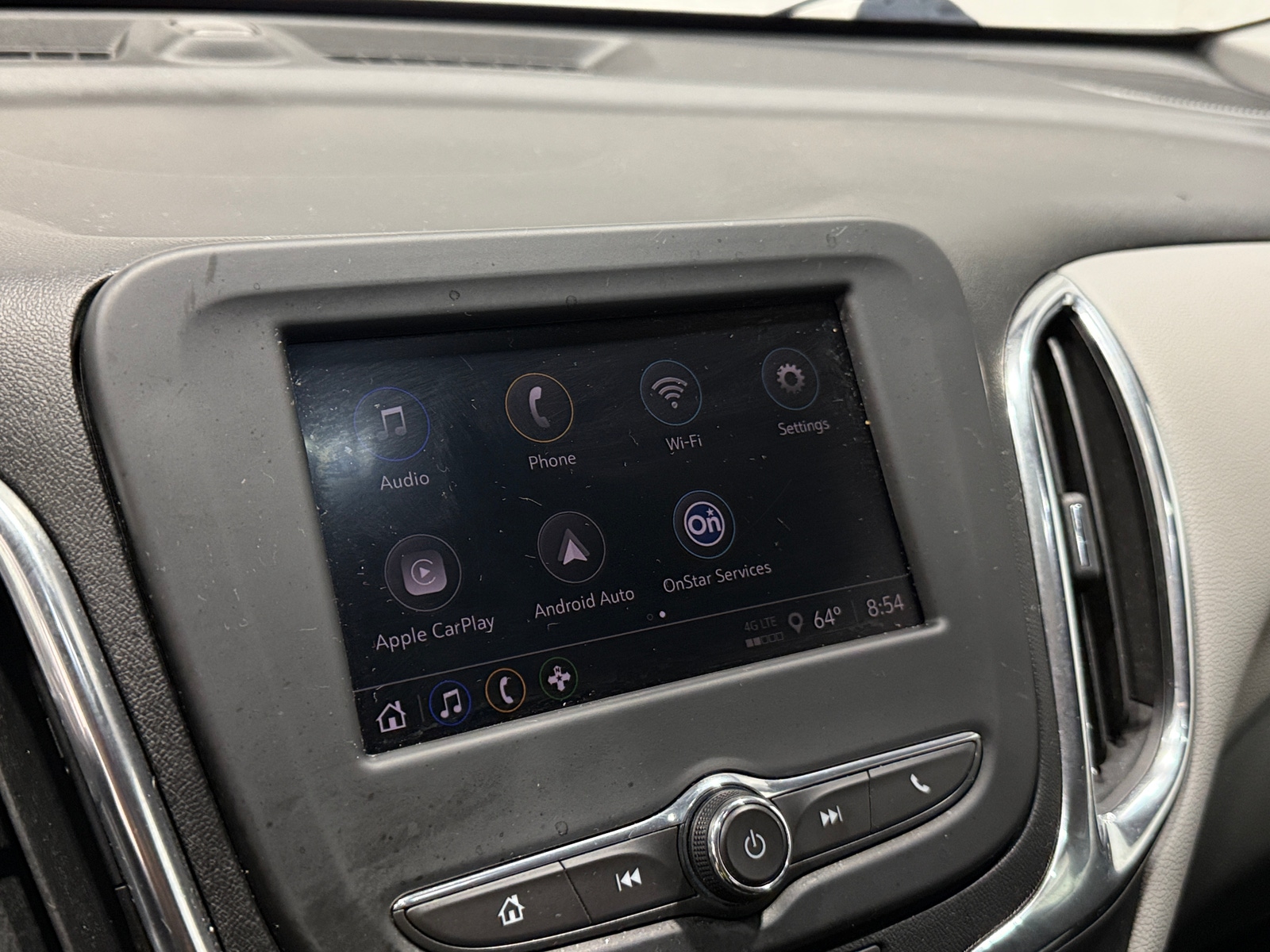 Thumbnail: 2022 Chevrolet Equinox - 4