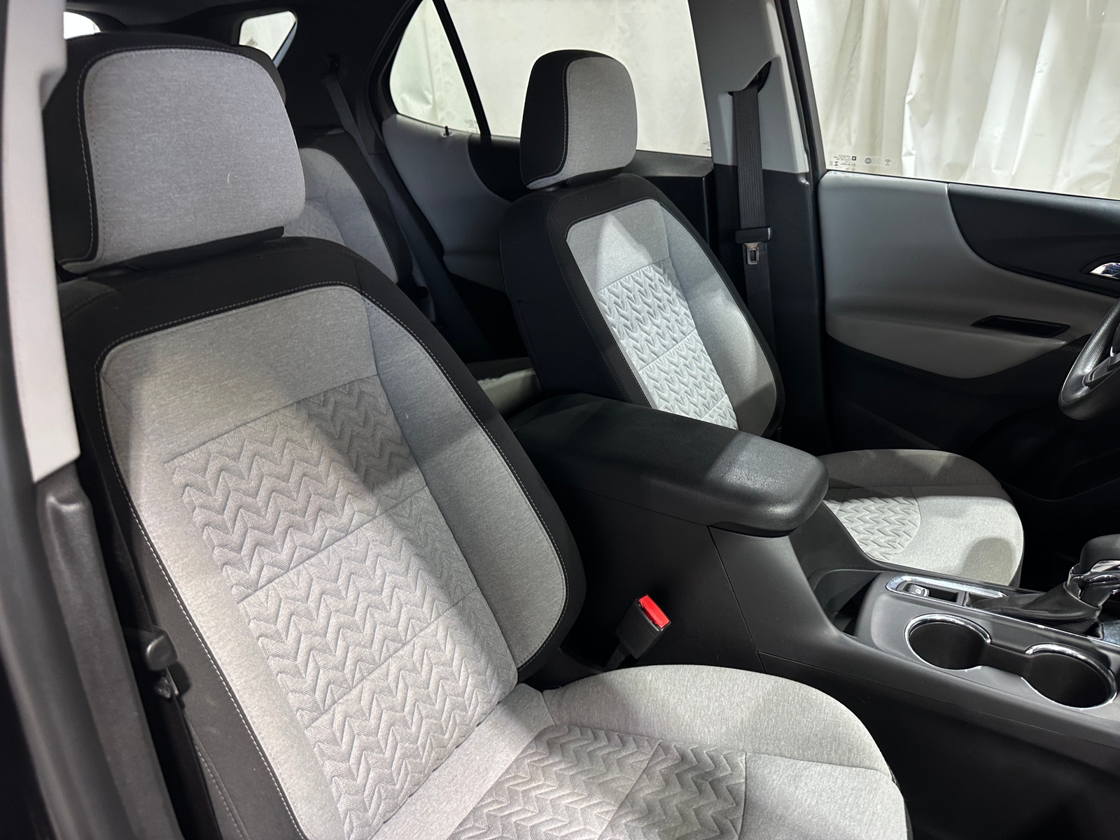 Thumbnail: 2023 Chevrolet Equinox - 2