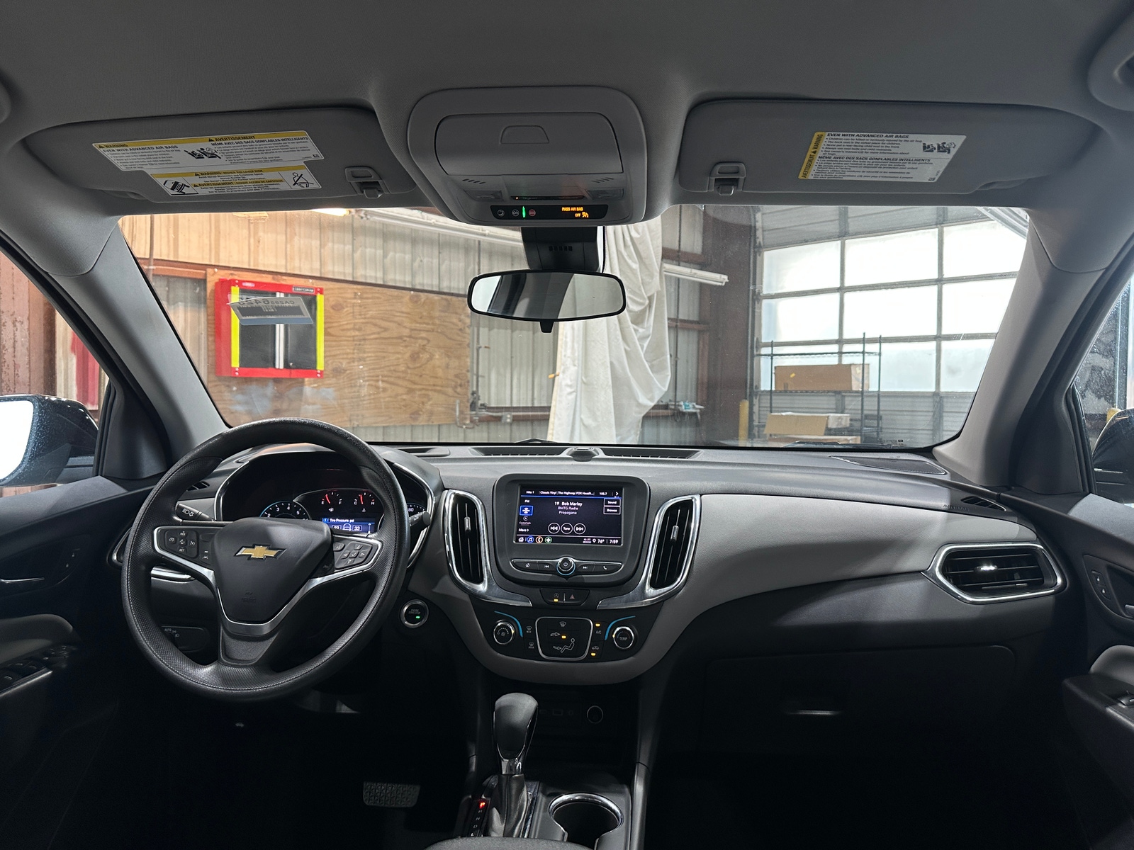 Thumbnail: 2023 Chevrolet Equinox - 3