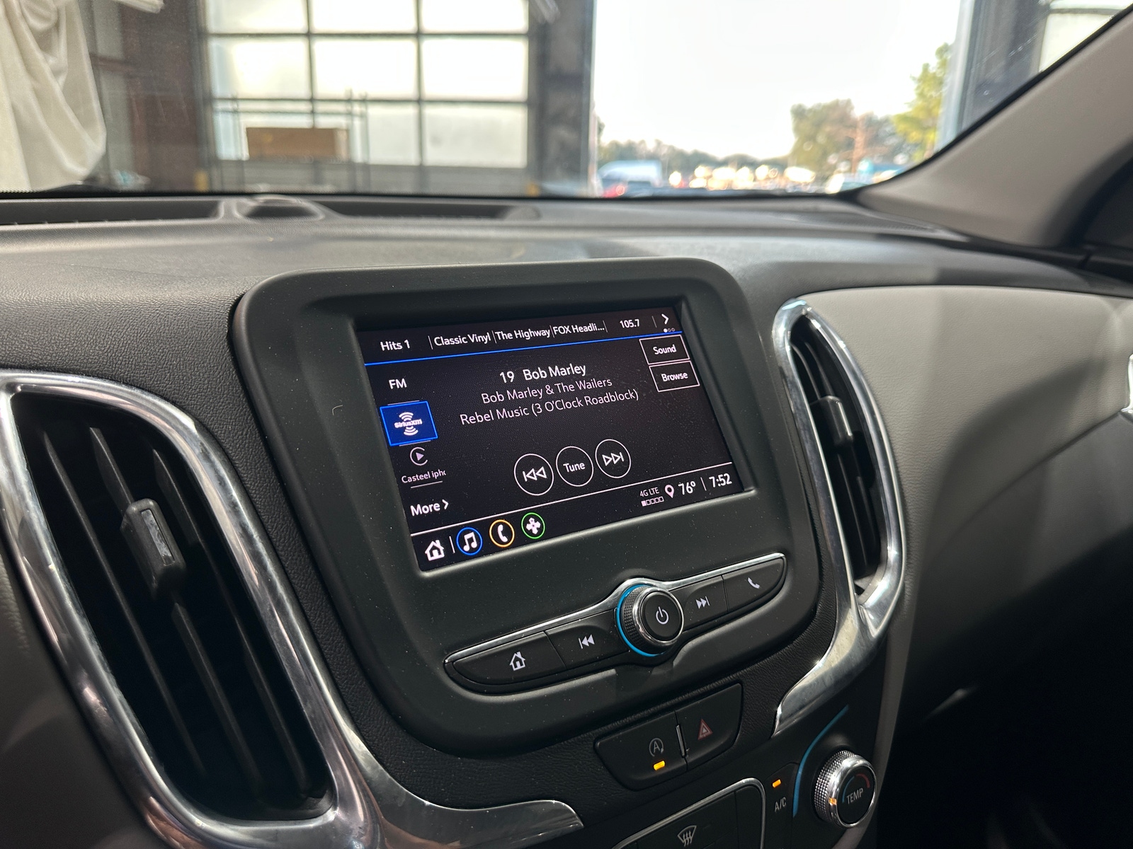 Thumbnail: 2023 Chevrolet Equinox - 4