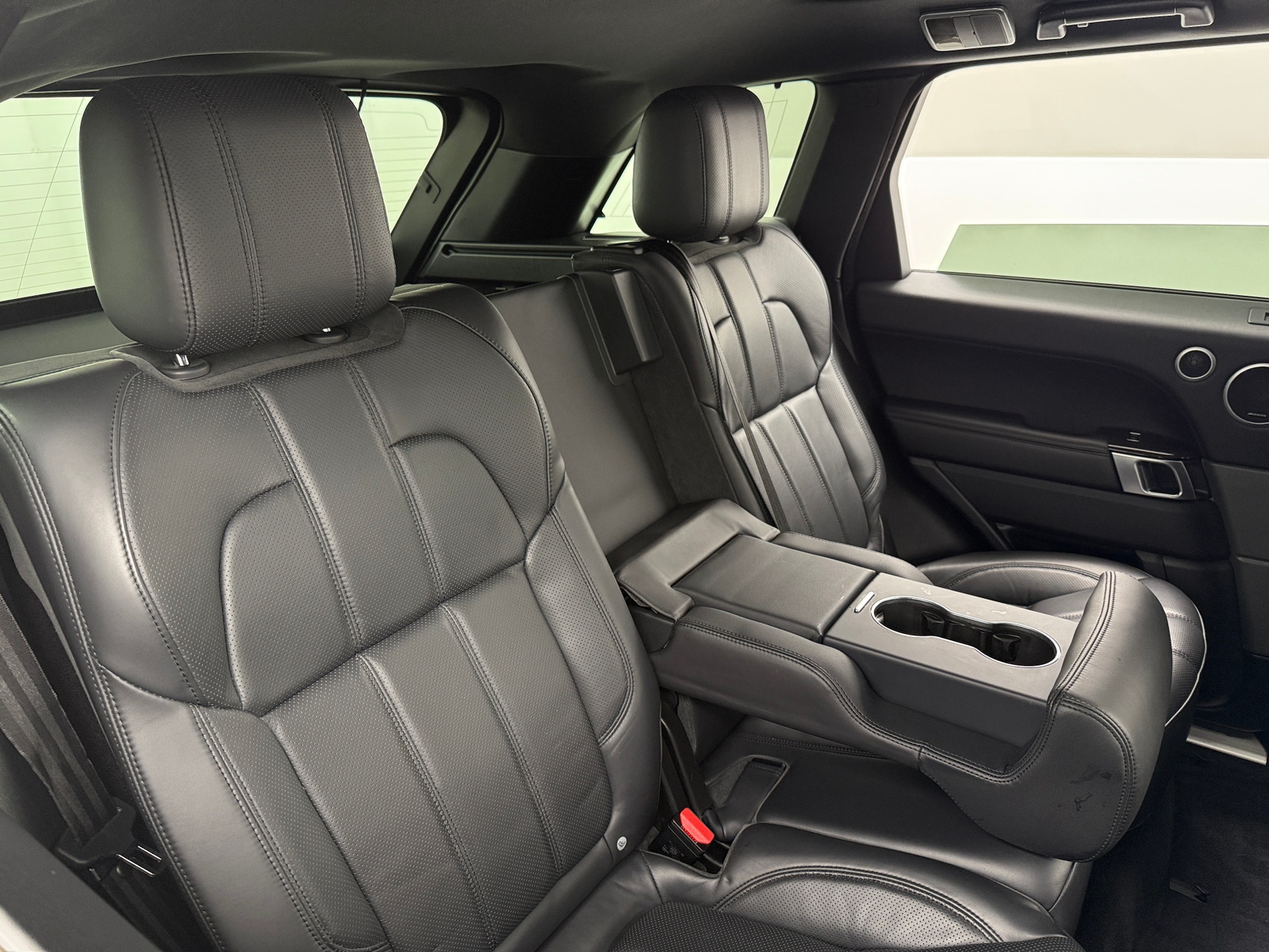 Thumbnail: 2017 Land Rover Range Rover Sport - 5