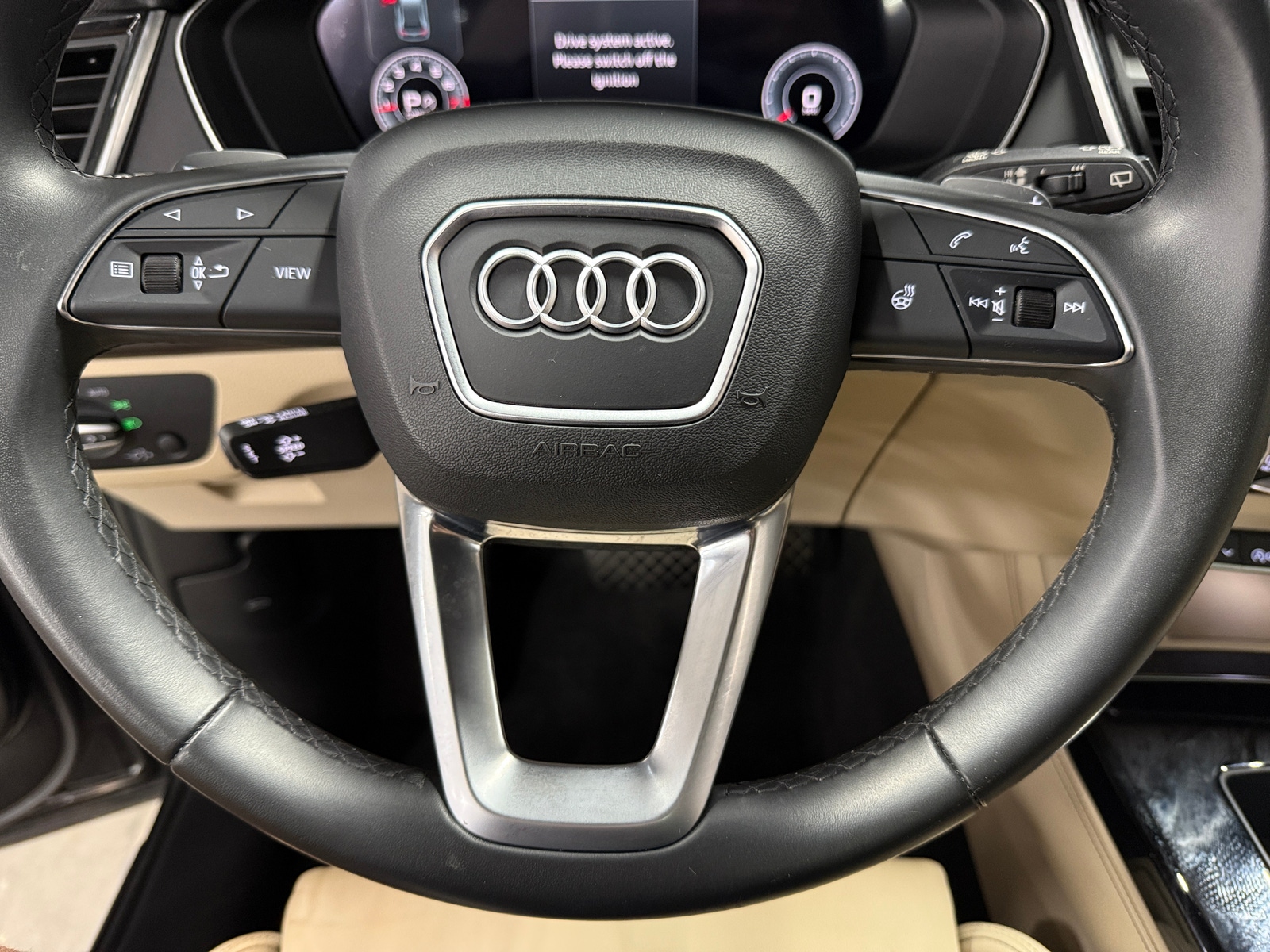 Thumbnail: 2022 Audi Q5 - 4